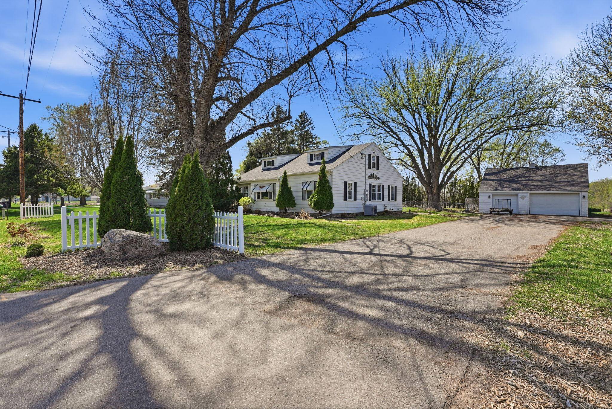 15717 Clayton AVE E, Rosemount, MN 55068