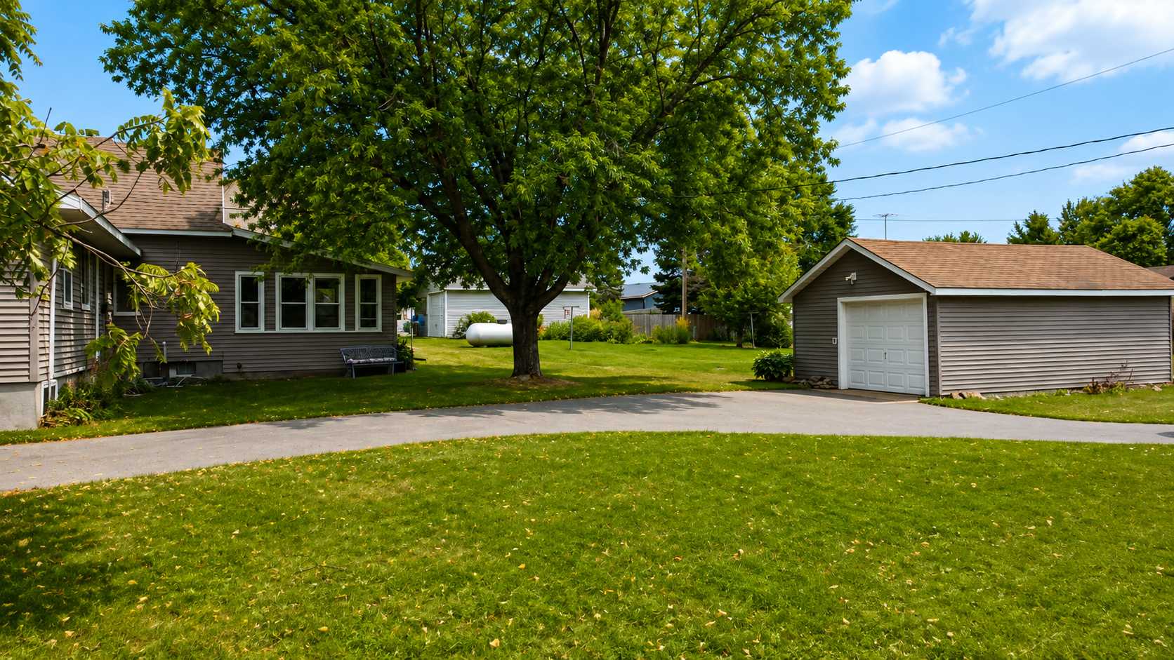 305 W Holdt ST, Battle Lake, MN 56515
