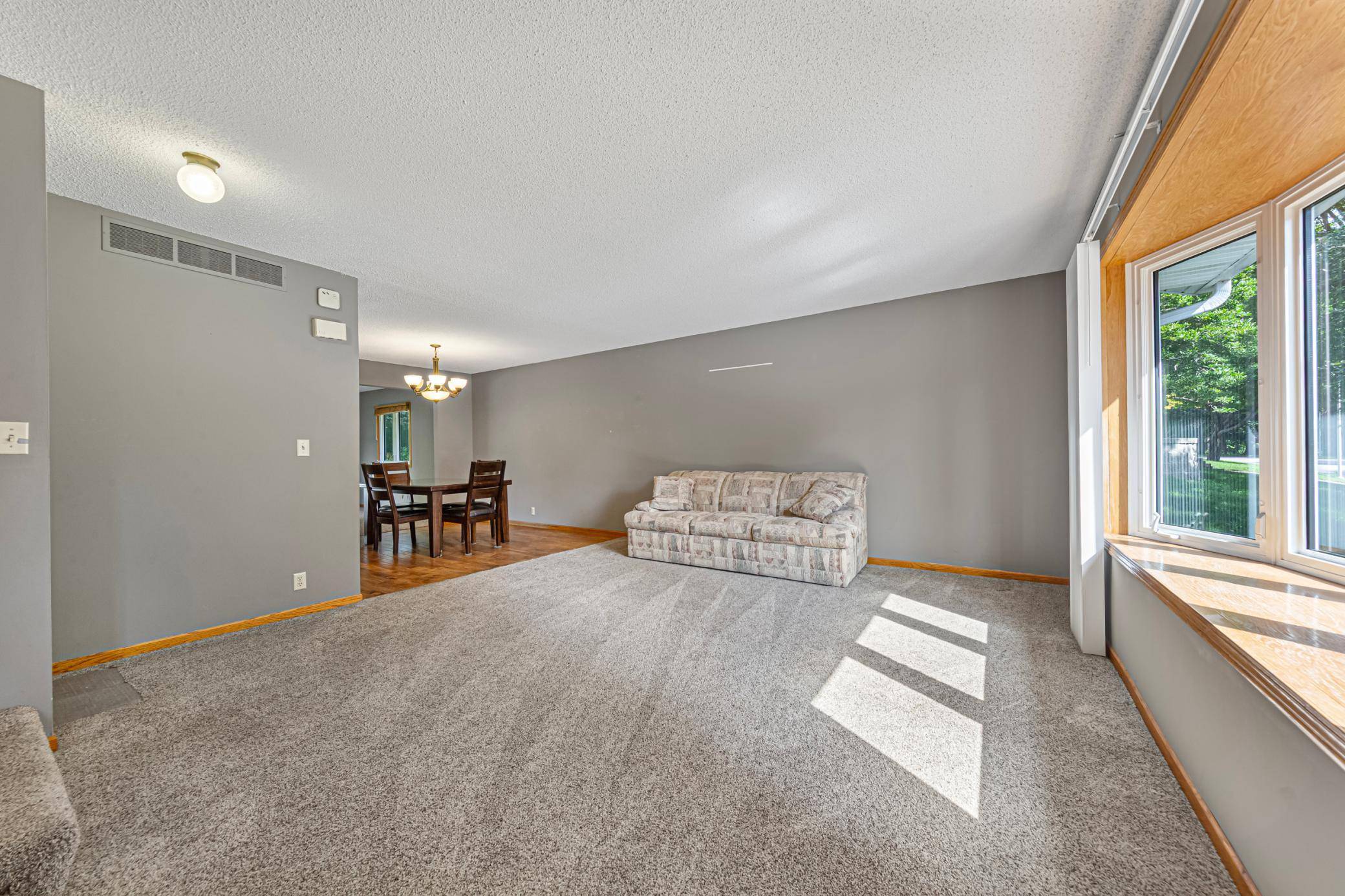 606 N 9th ST, Saint Peter, MN 56082
