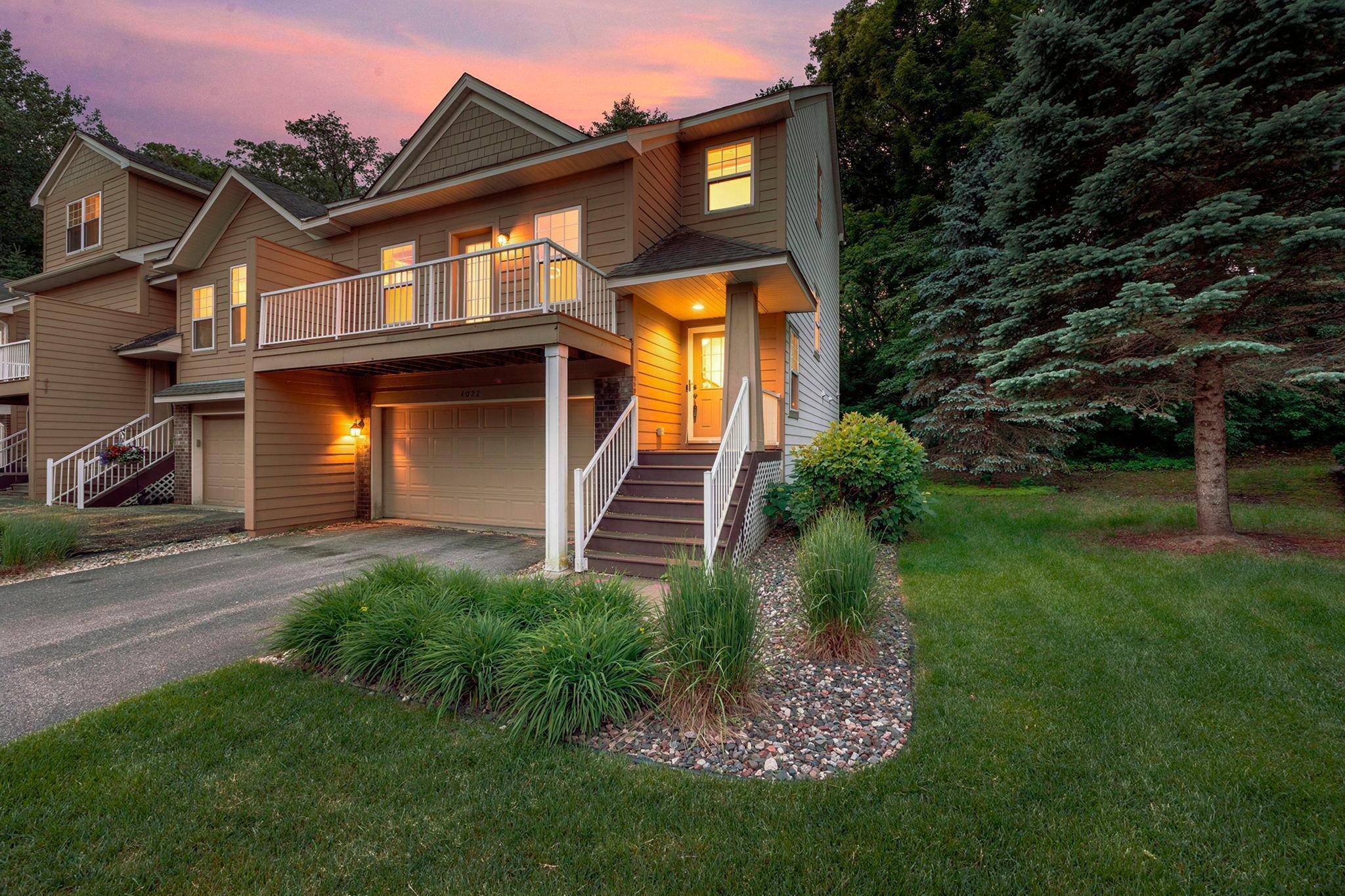4022 Cedar Grove LN, Eagan, MN 55122