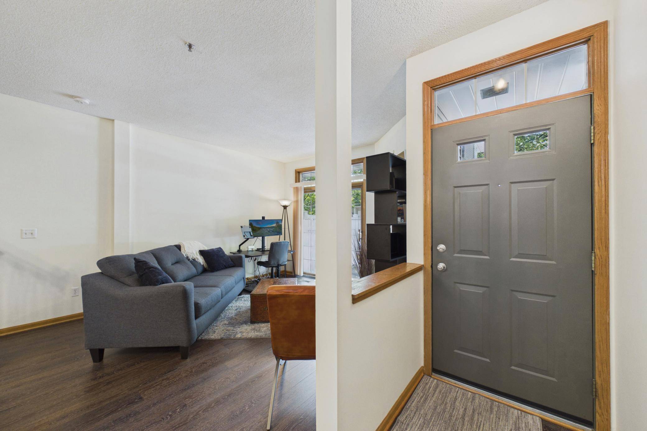 8434 Kimball DR, Eden Prairie, MN 55347