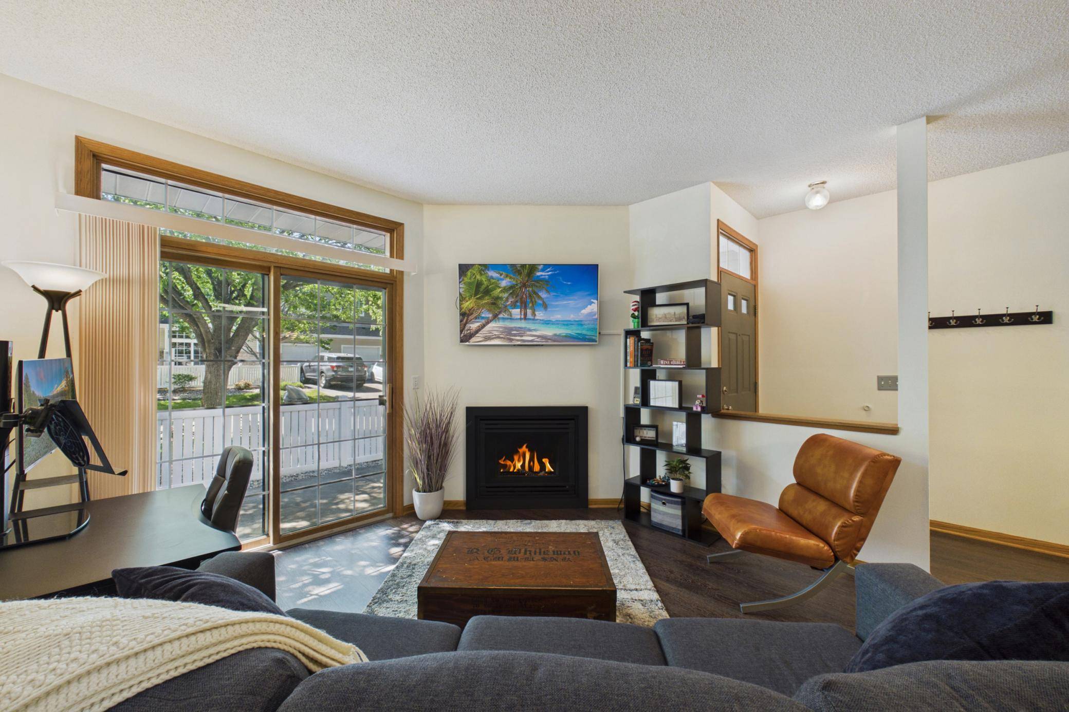 8434 Kimball DR, Eden Prairie, MN 55347