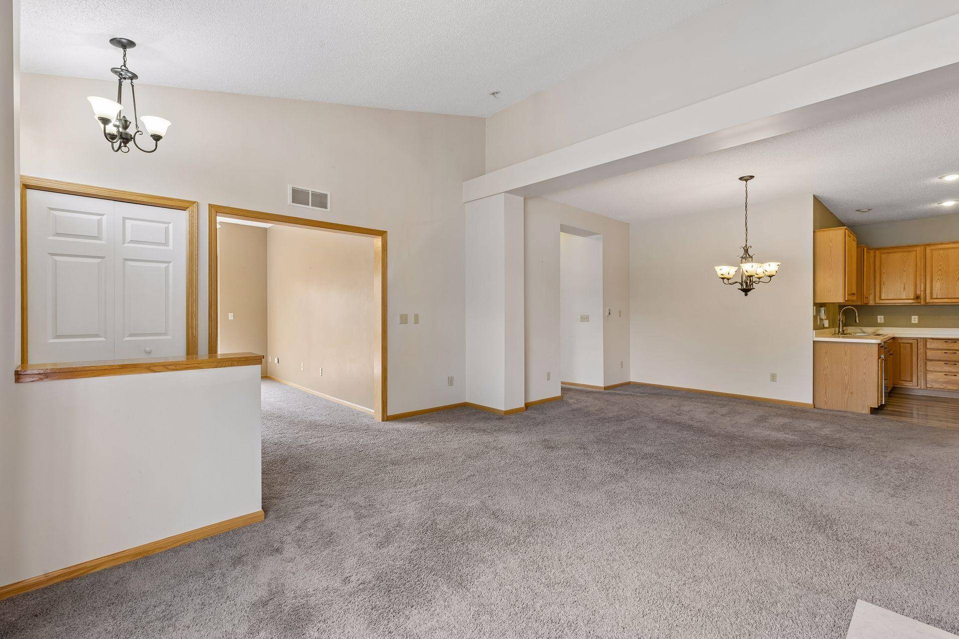 17607 38th AVE N, Plymouth, MN 55446