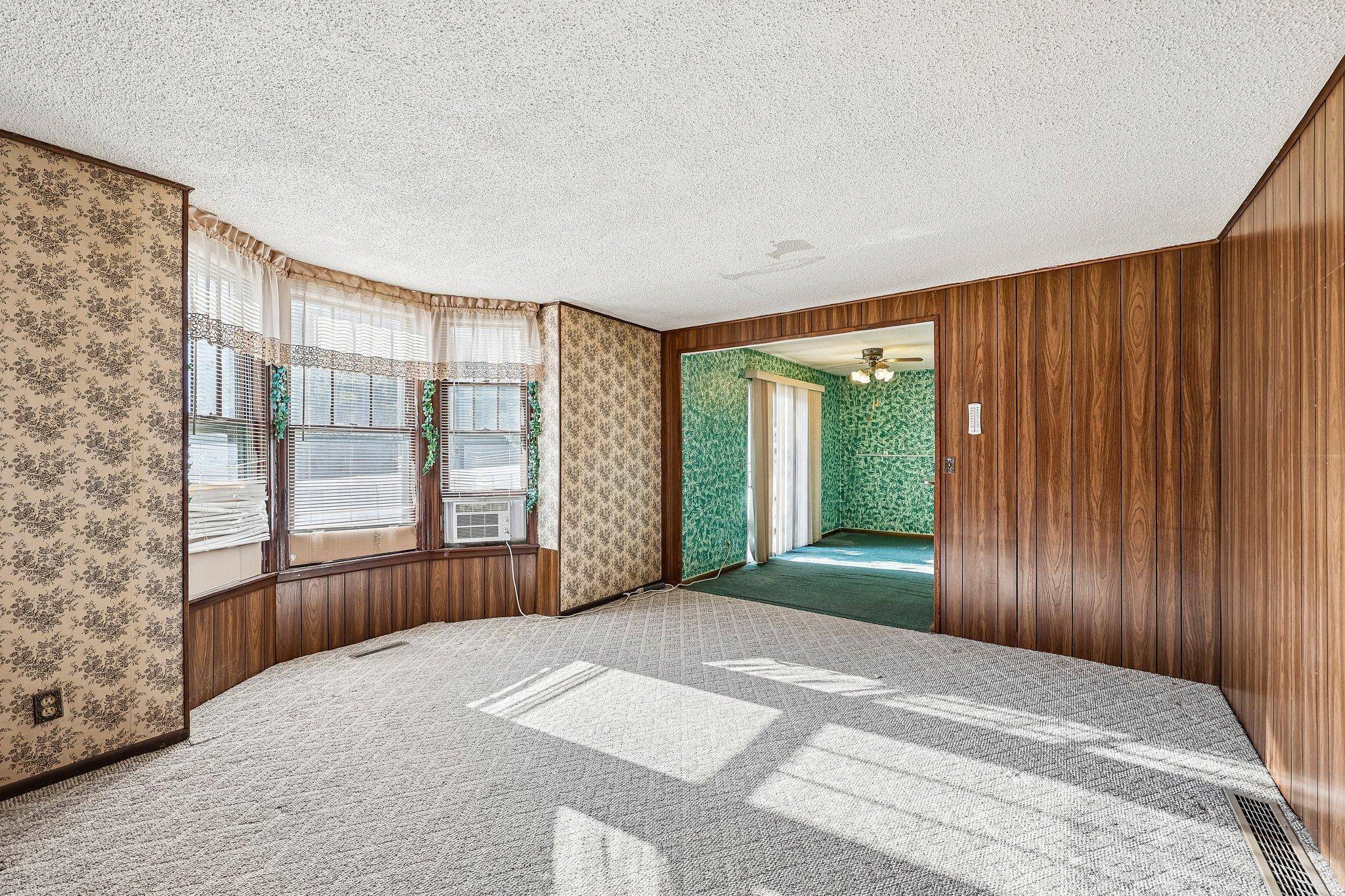 1145 Burns AVE, Saint Paul, MN 55106