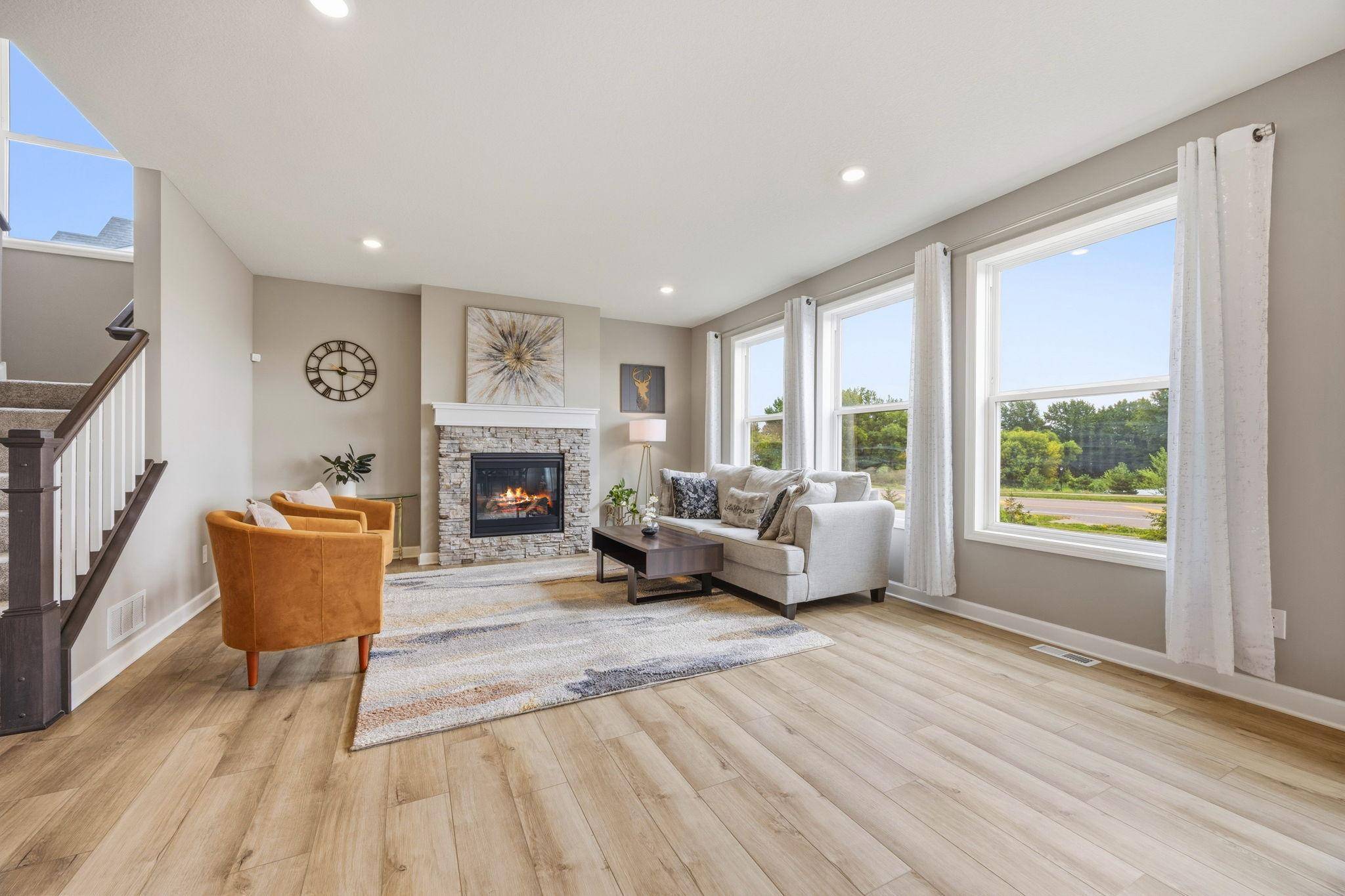 18120 Hinckley AVE, Lakeville, MN 55044