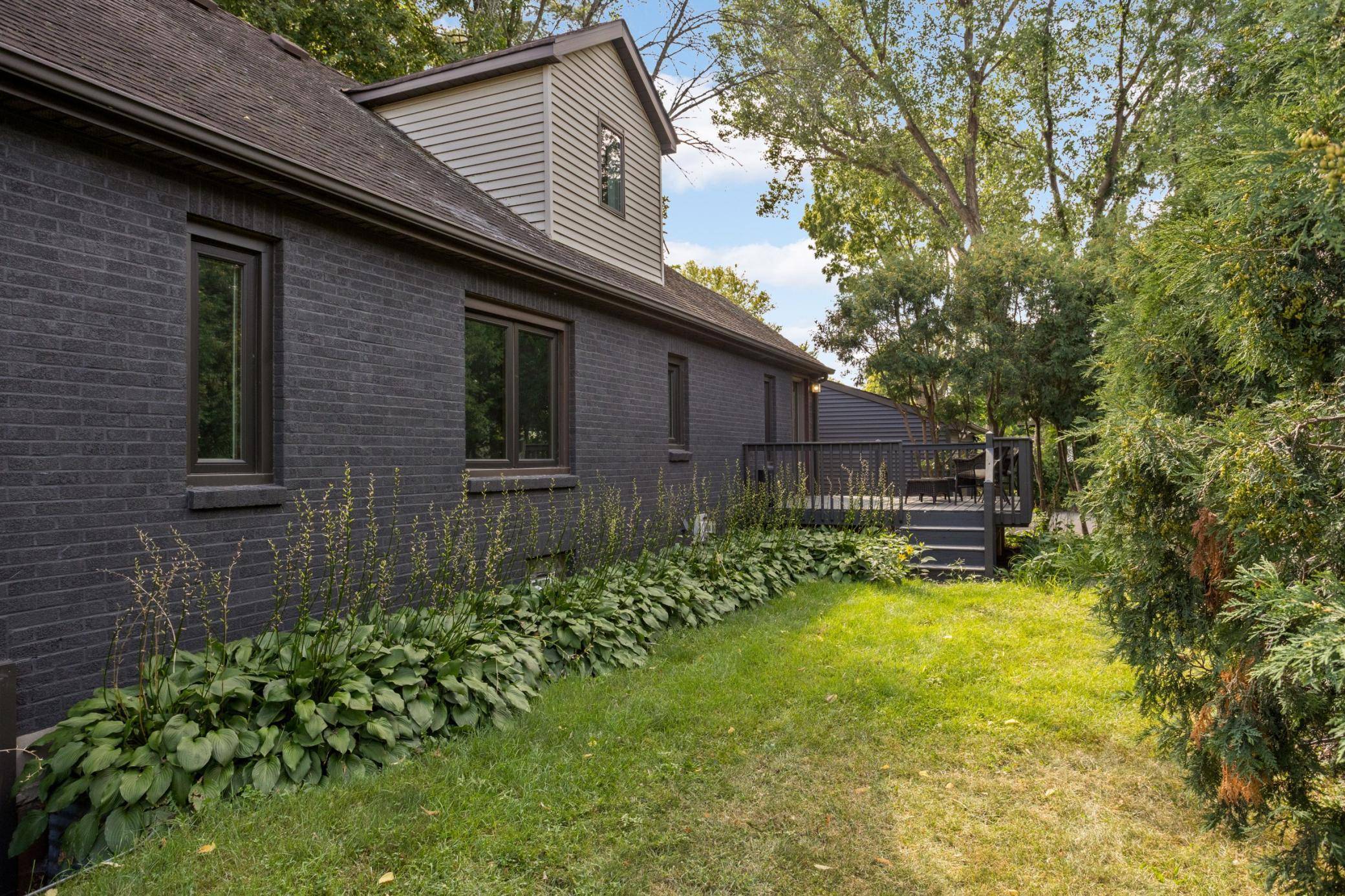 1251 Macarthur AVE, West Saint Paul, MN 55118