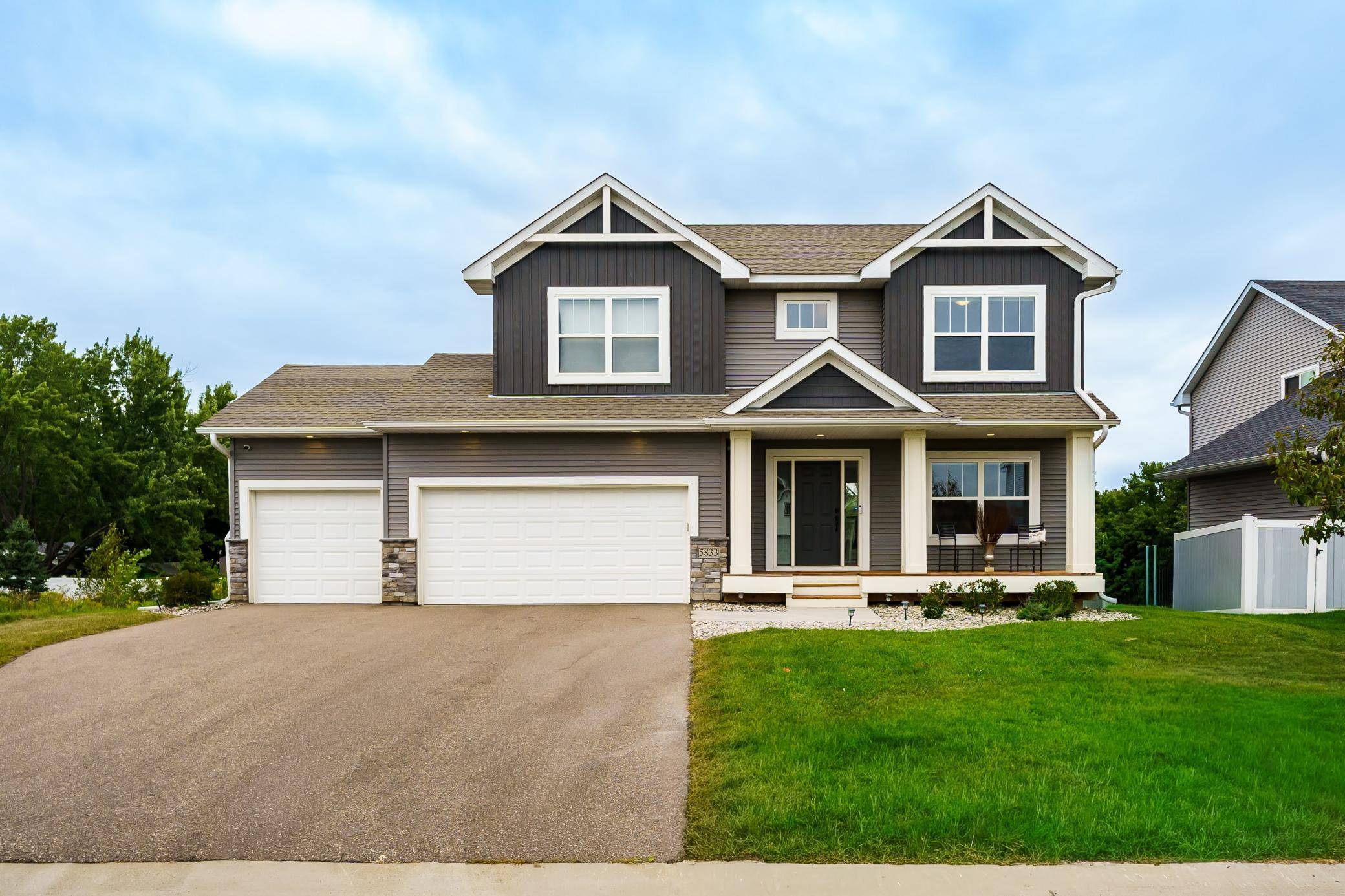 5833 178th ST W, Lakeville, MN 55044