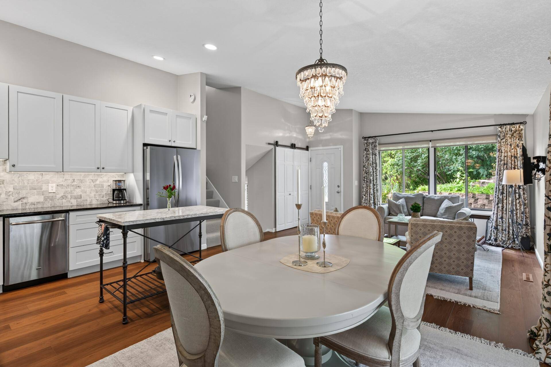 4501 Redwood CIR, Minnetonka, MN 55345