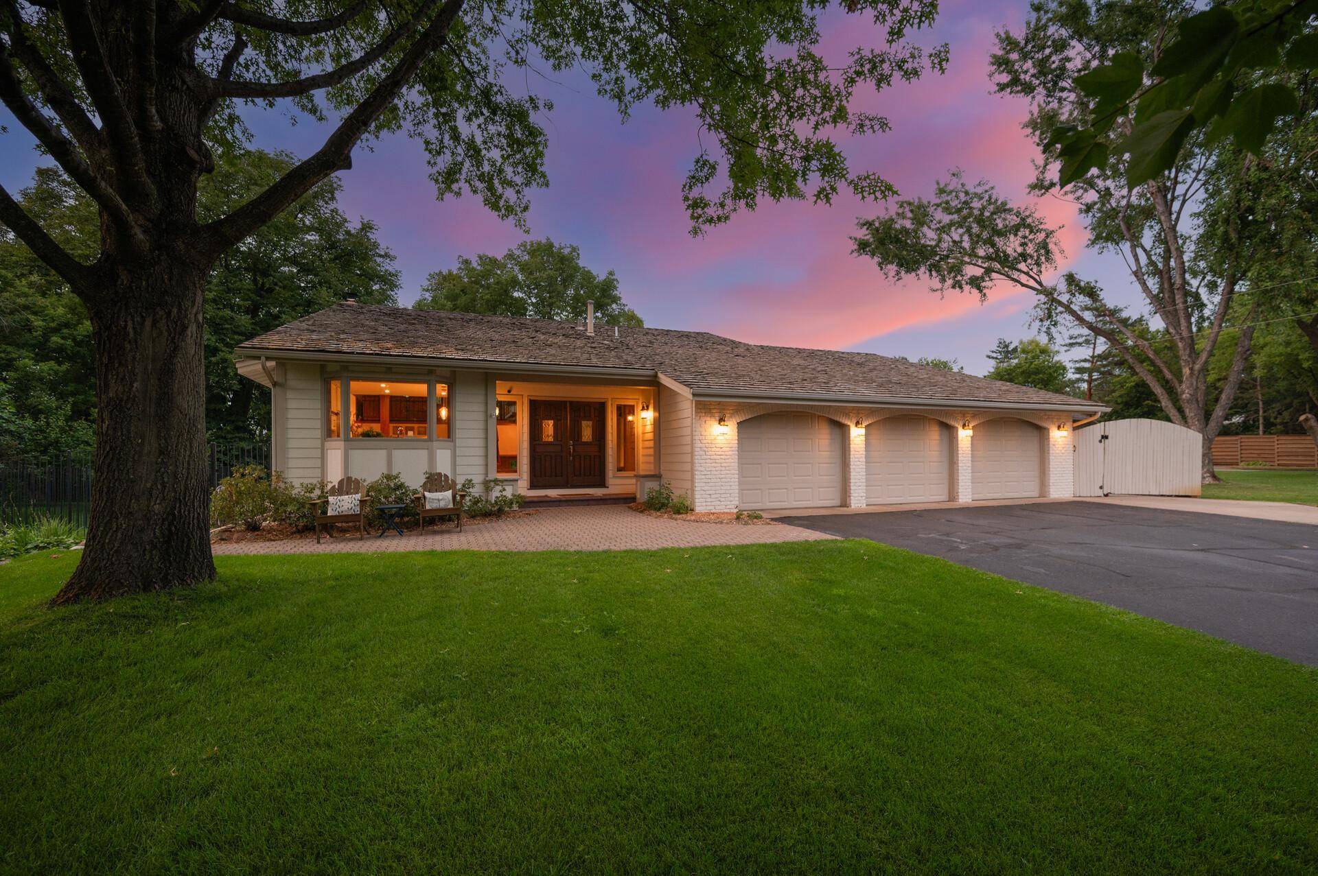 12510 Overlook RD, Dayton, MN 55327