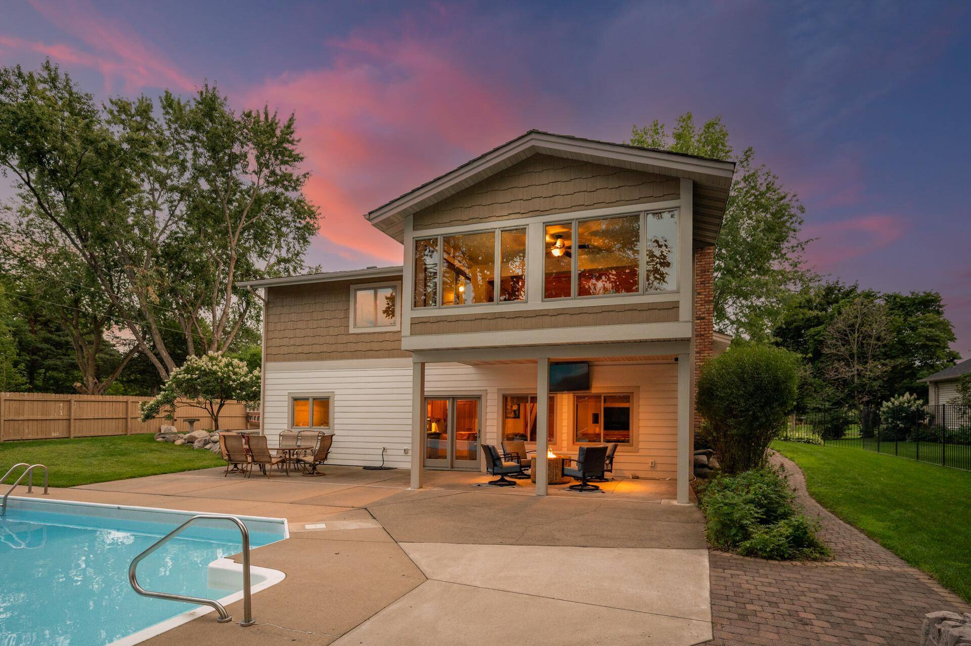 12510 Overlook RD, Dayton, MN 55327