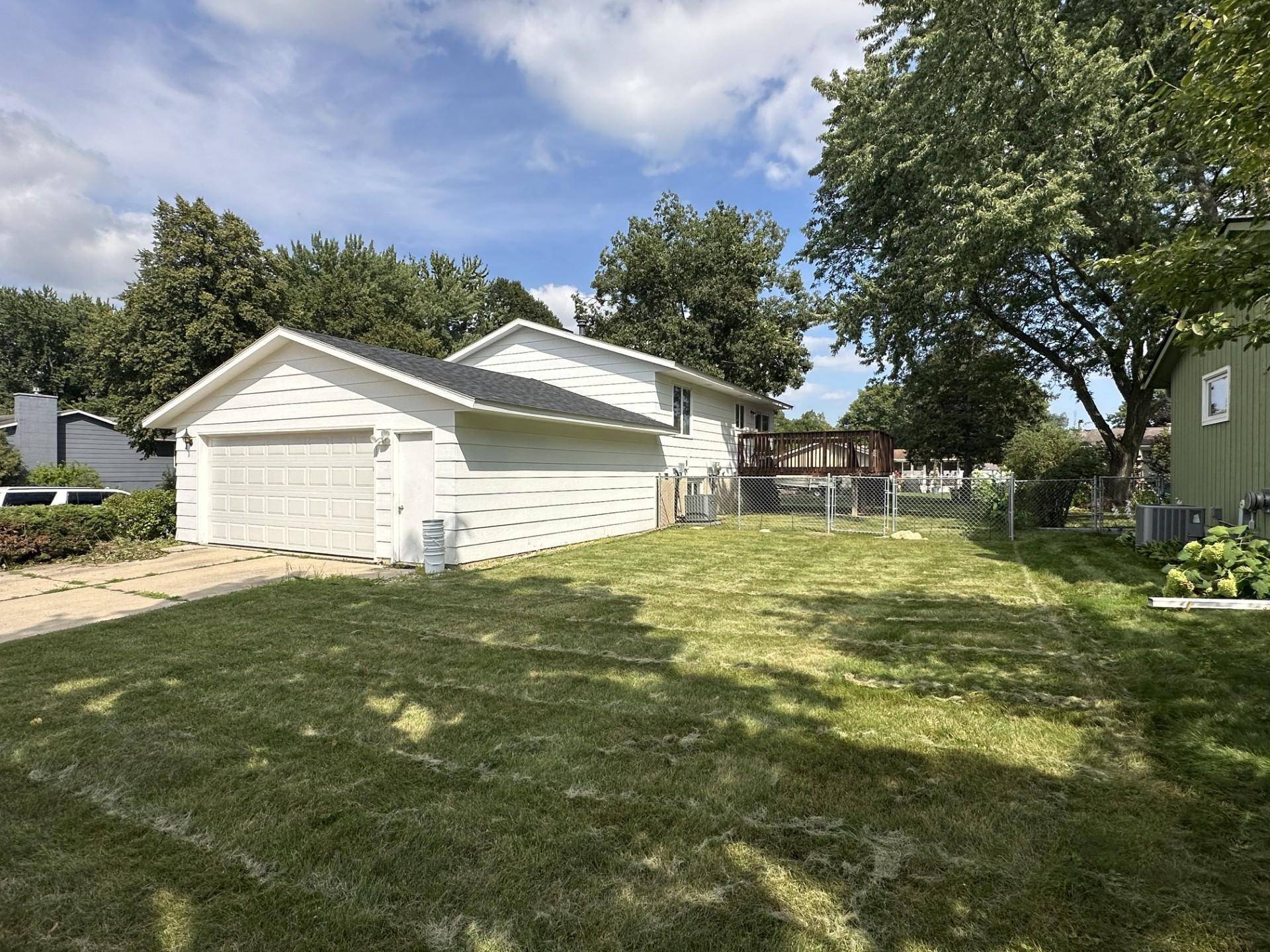 854 16 1/2 ST SE, Rochester, MN 55904