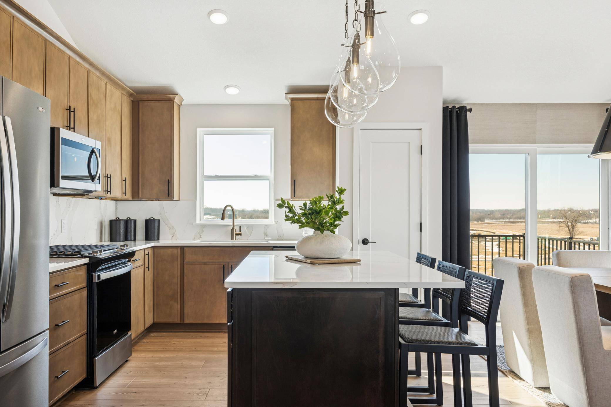 1640 Lund WAY, Shakopee, MN 55379