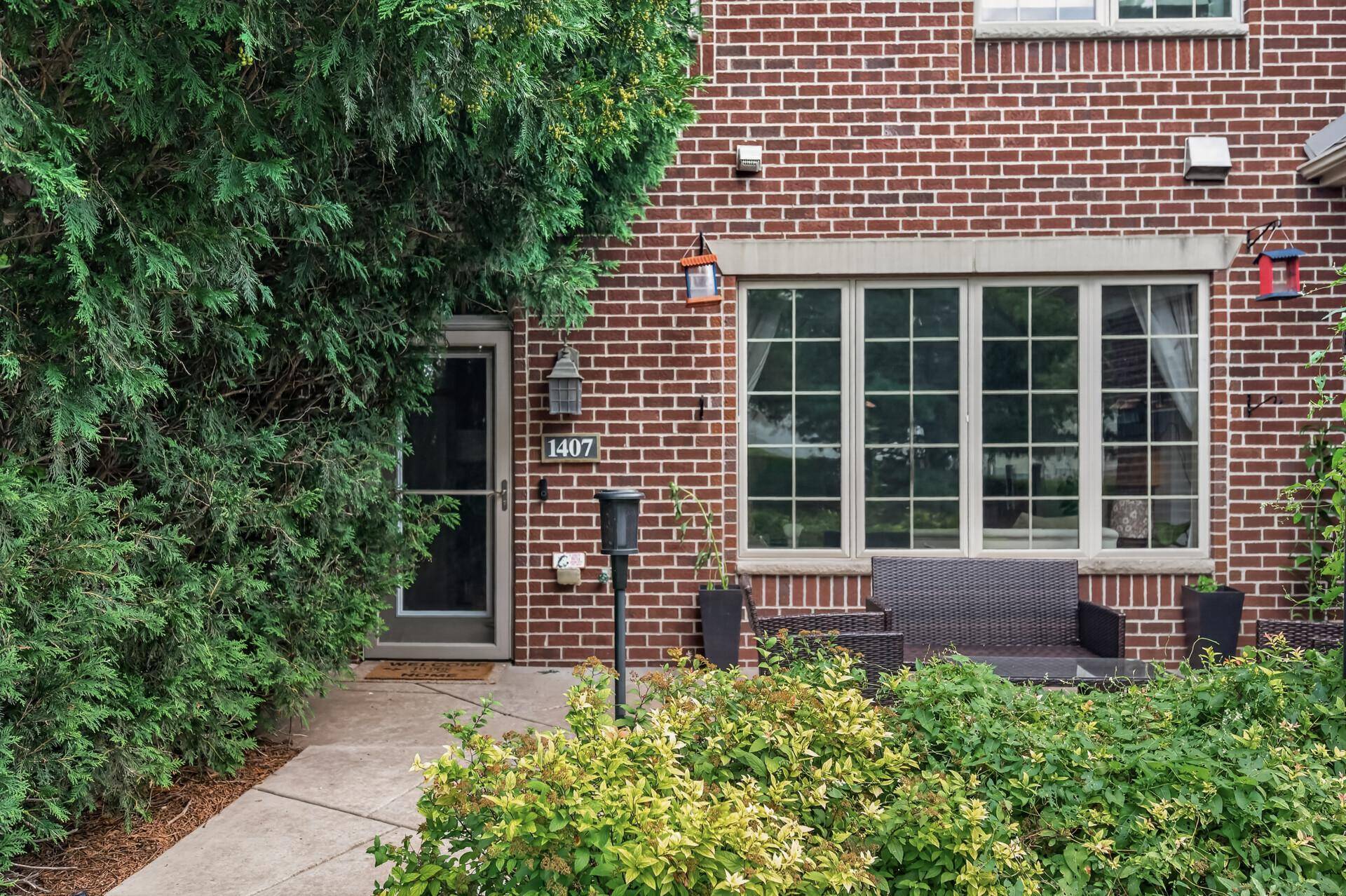 1407 Naples AVE, Cologne, MN 55322