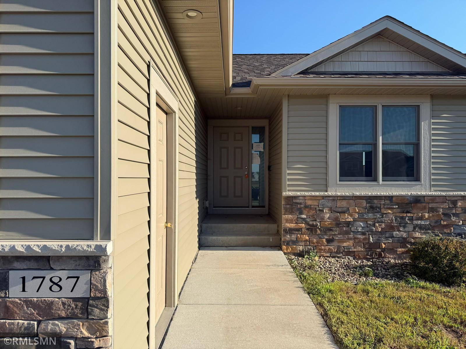 1787 Otter WAY, New Richmond, WI 54017