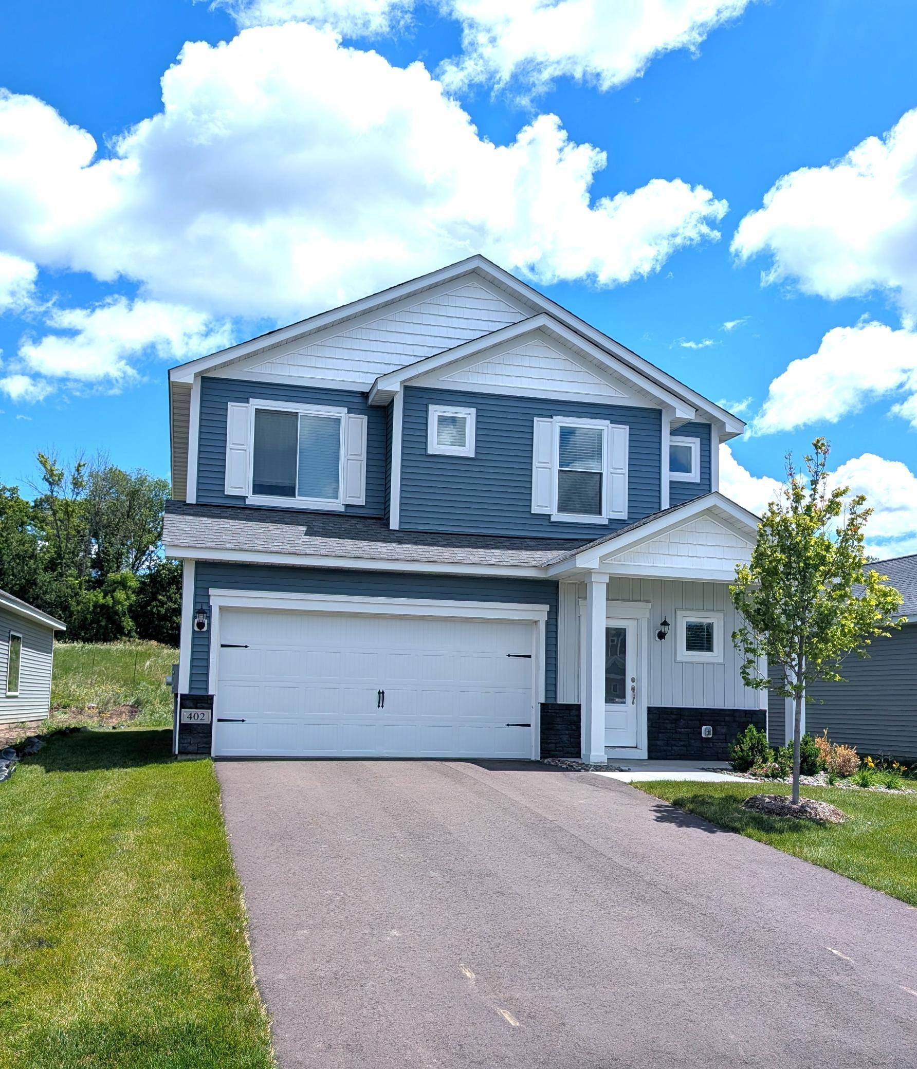 402 Redwood ST N, Cambridge, MN 55008