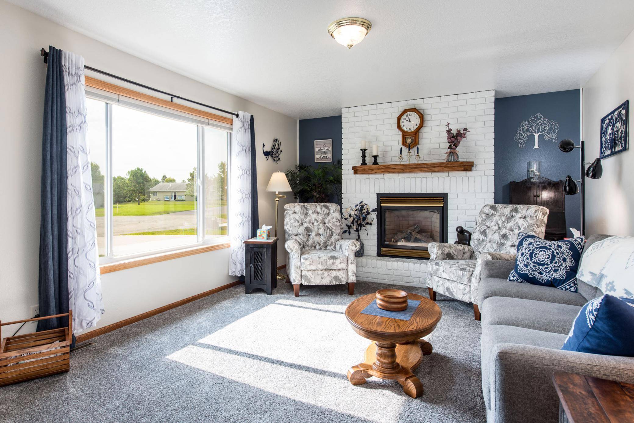 614 W Colfax ST, Parkers Prairie, MN 56361