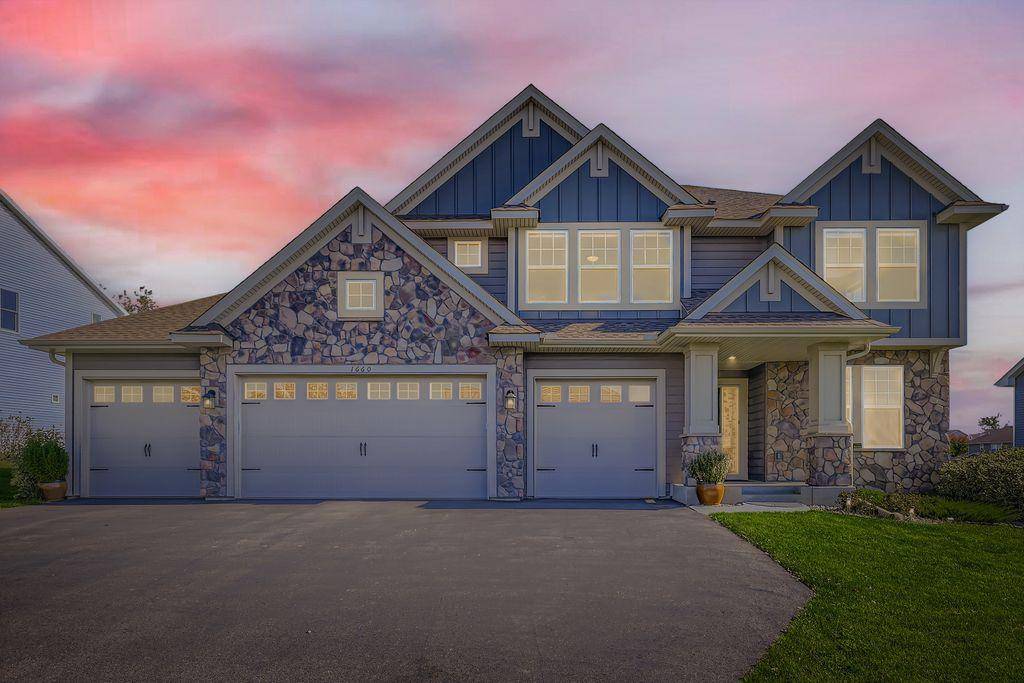 1660 Hackamore DR, Victoria, MN 55386