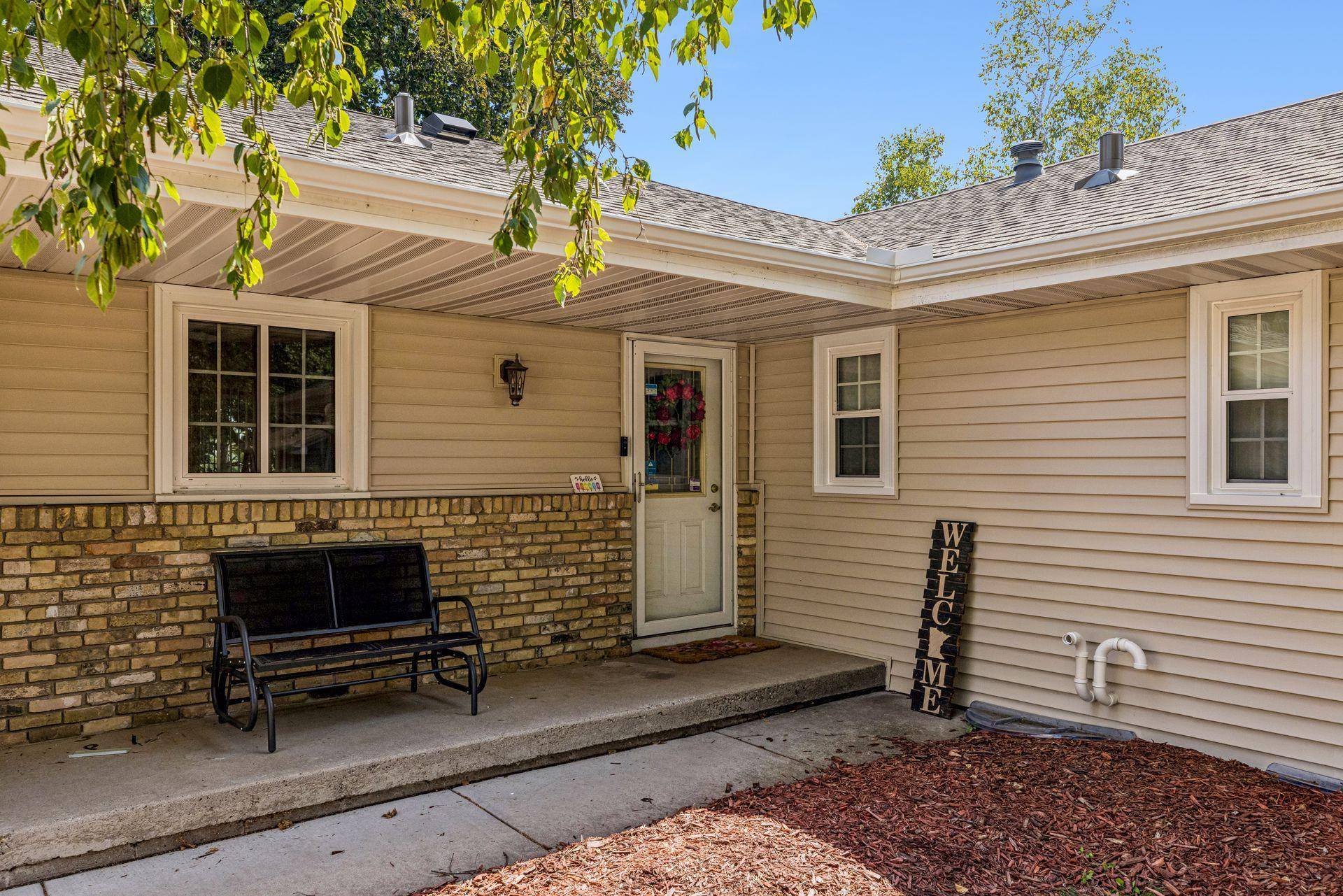 95 15th AVE SW, New Brighton, MN 55112