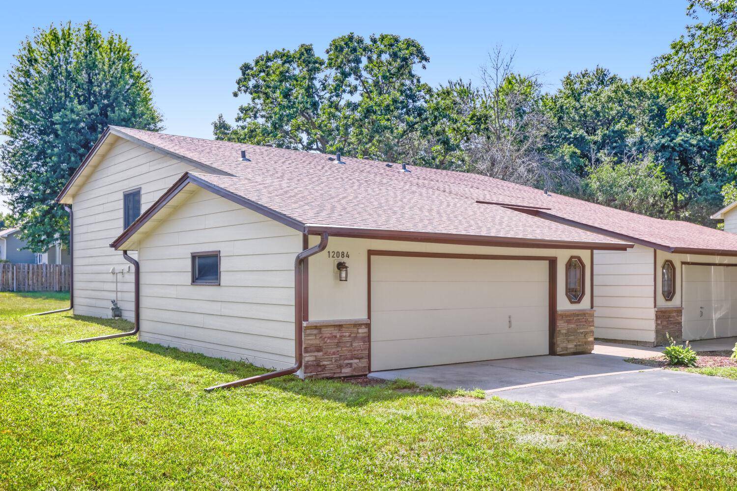 12084 Butternut ST NW, Coon Rapids, MN 55448