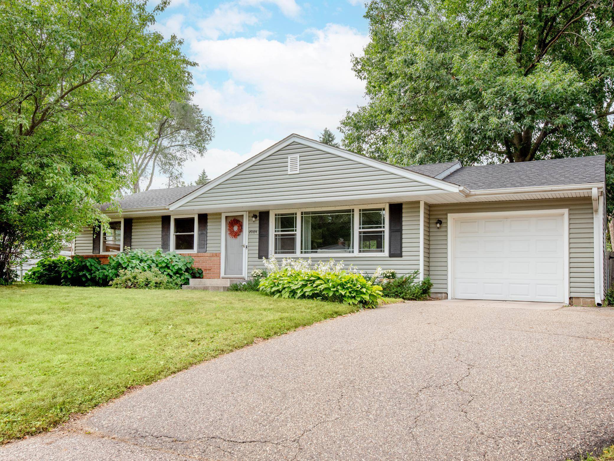 2084 Randy AVE, White Bear Lake, MN 55110