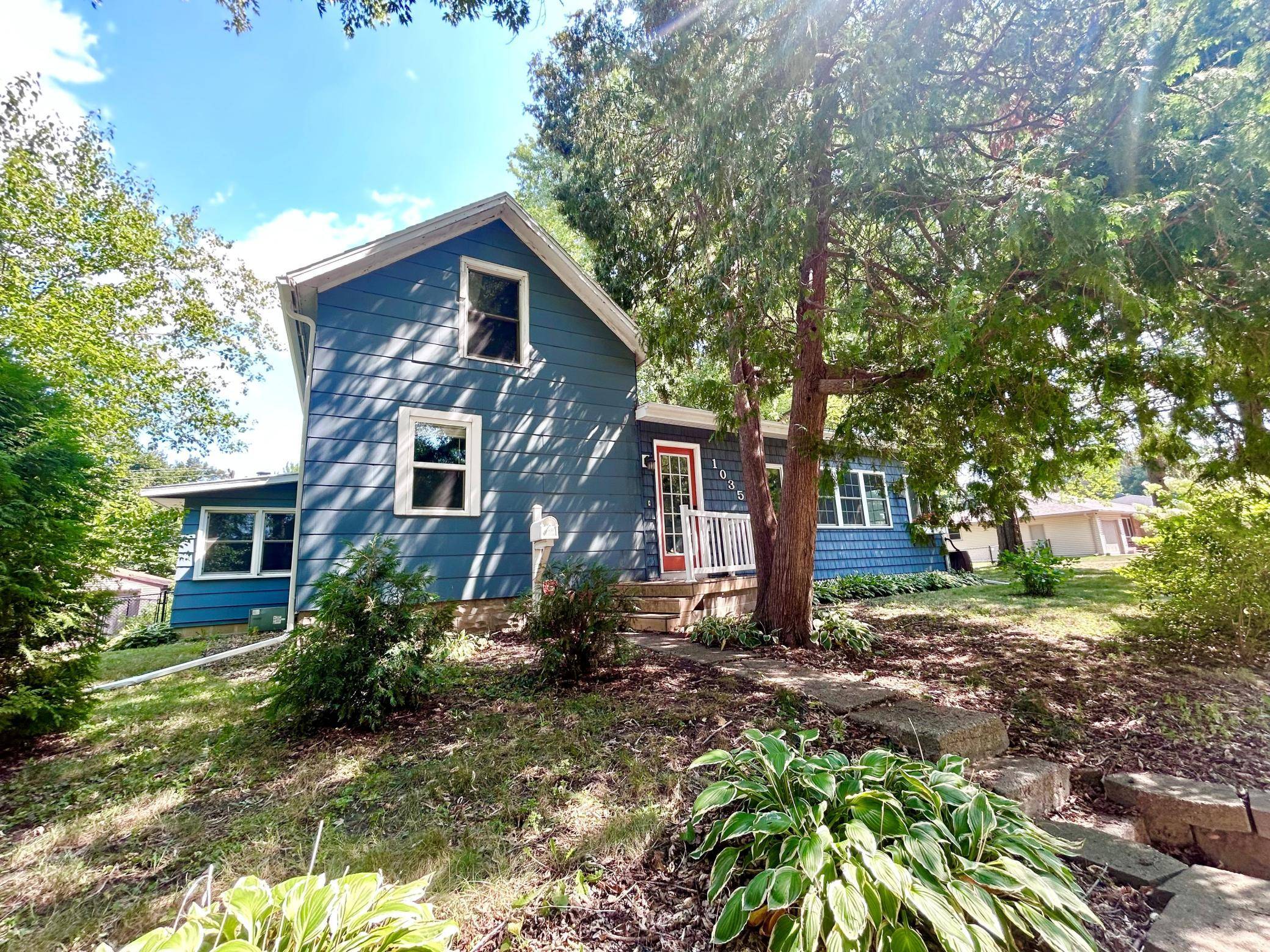 1035 Ramsey ST, Hastings, MN 55033