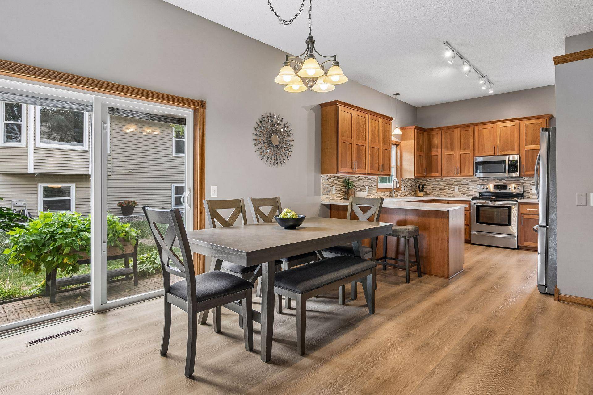 14543 Embassy AVE, Apple Valley, MN 55124