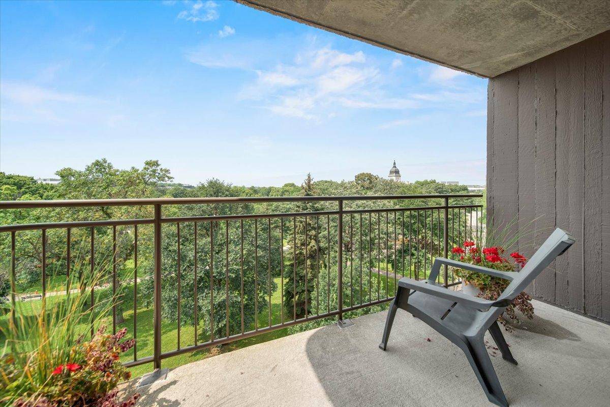 210 W Grant ST #506, Minneapolis, MN 55403