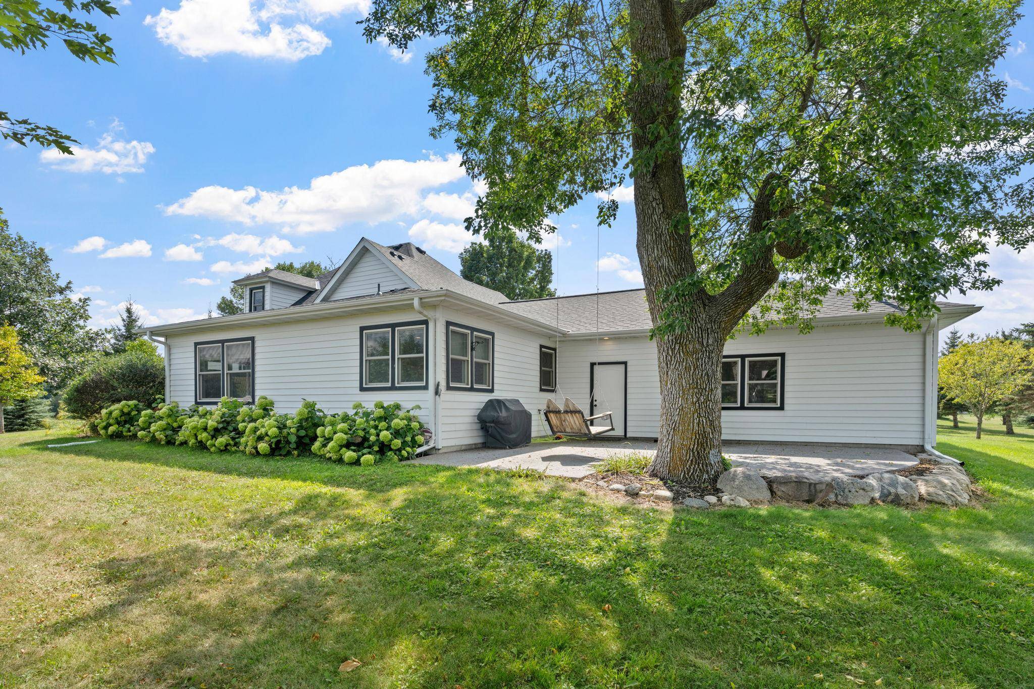 9431 County Road 13 SE, Delano, MN 55328