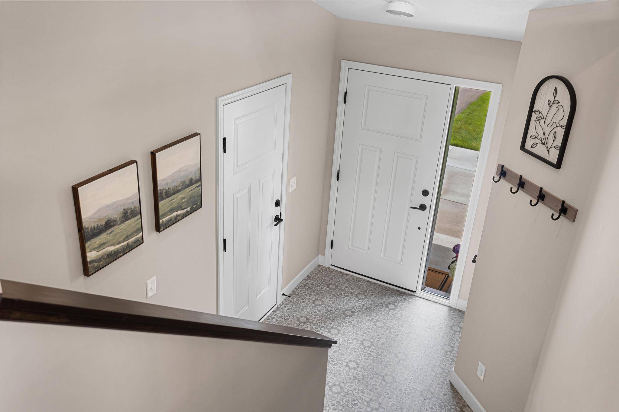 1622 Oak Ridge ST, Hanover, MN 55341