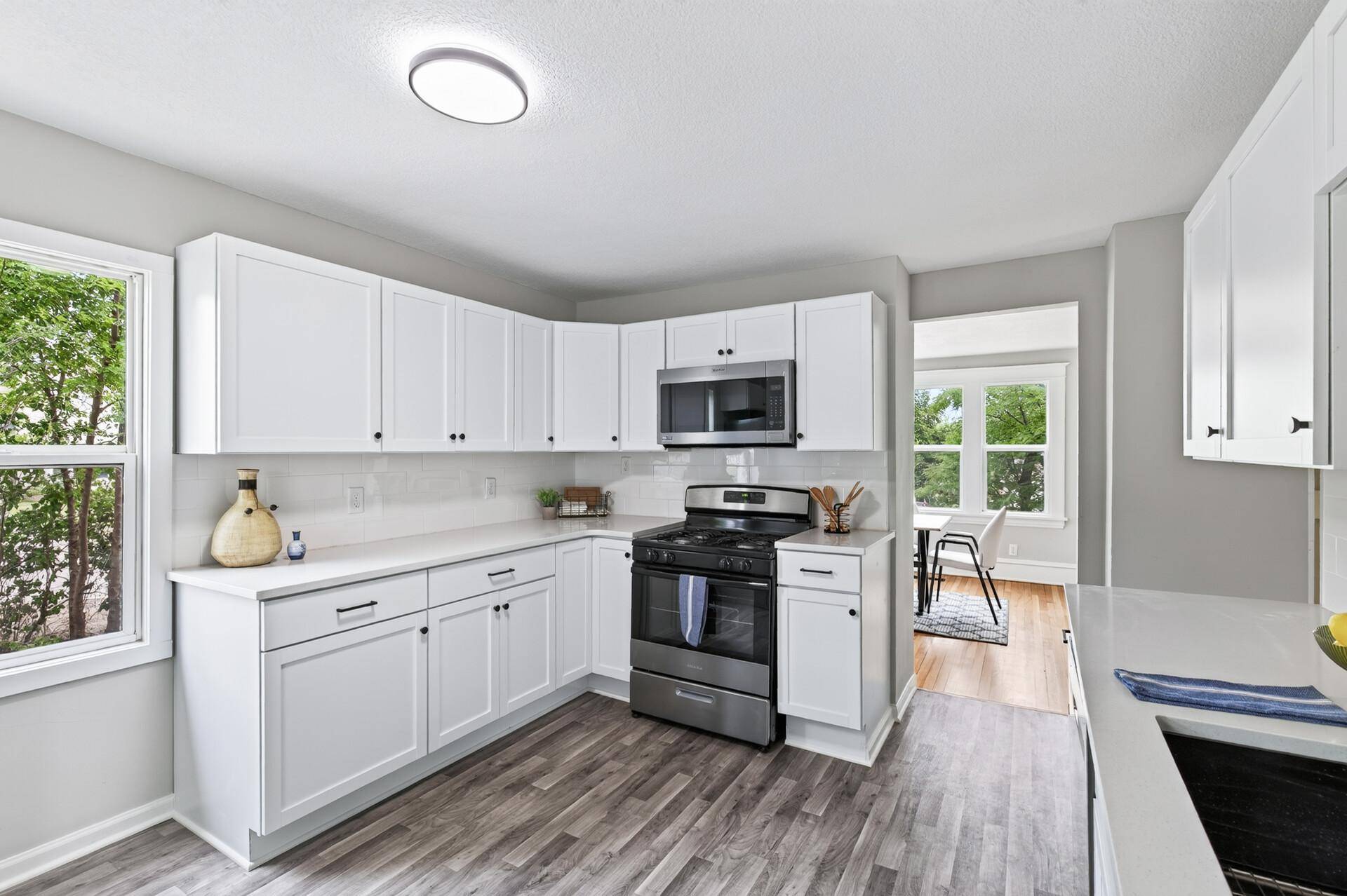156 Granite ST, Saint Paul, MN 55117