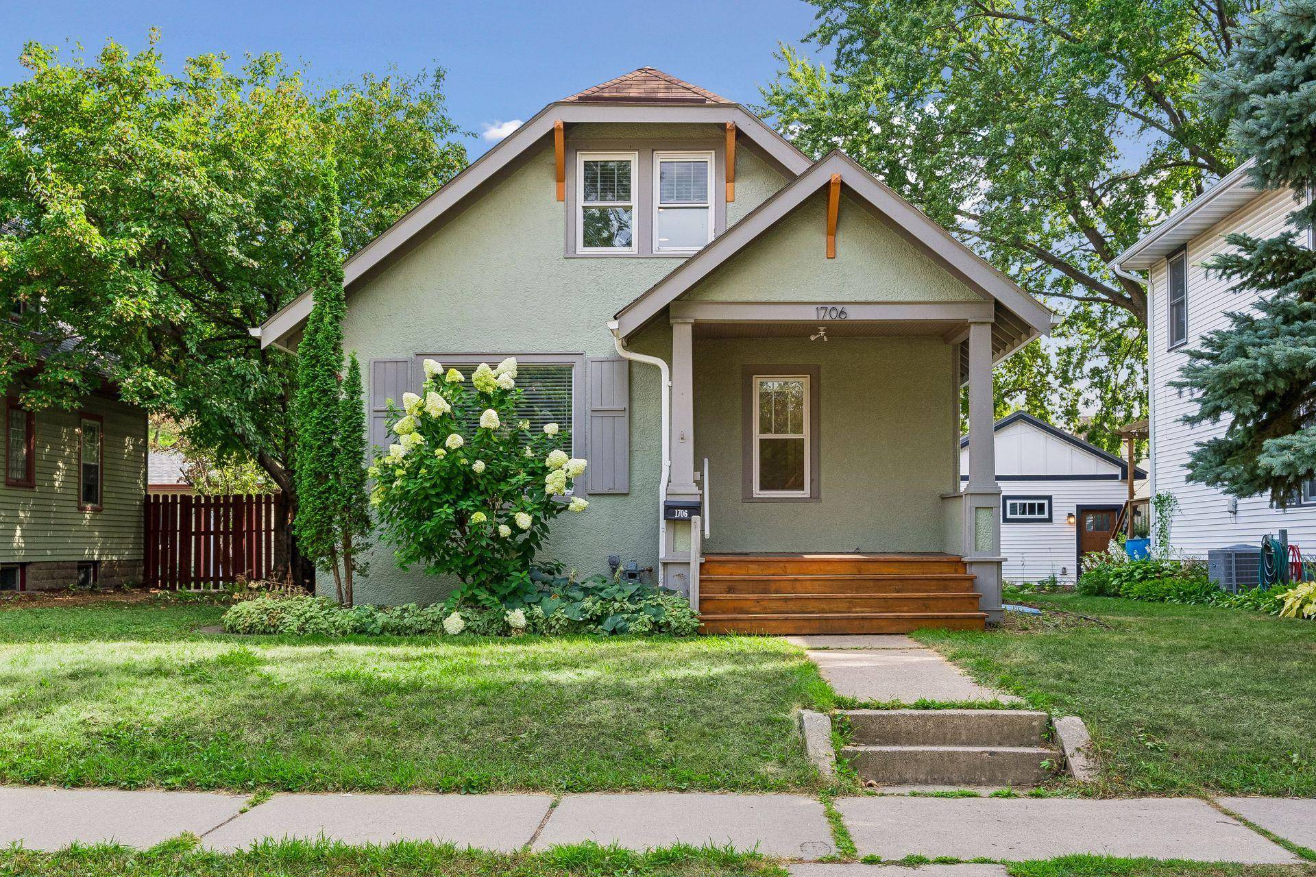 1706 Palace AVE, Saint Paul, MN 55105