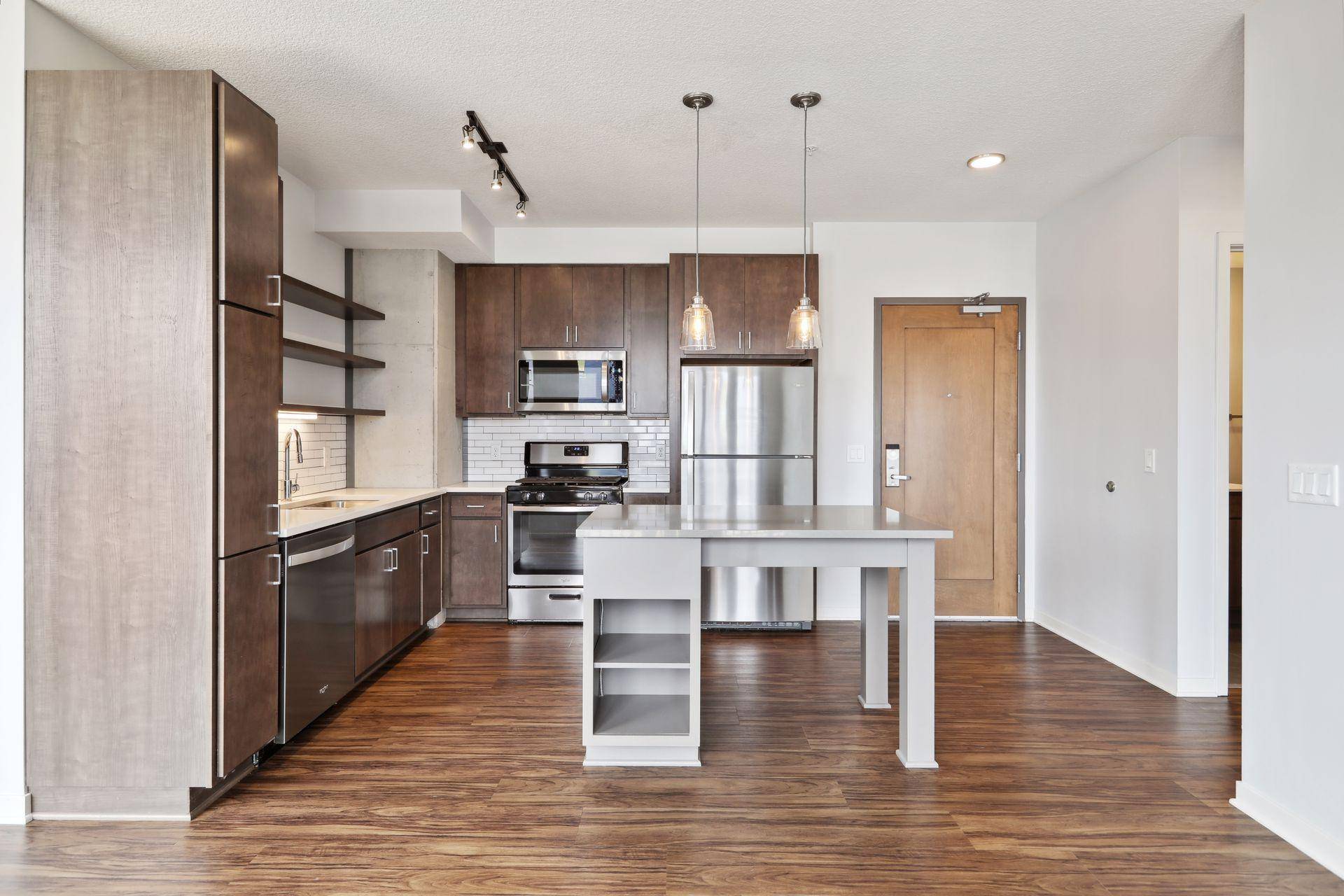 811 Washington AVE S #1410, Minneapolis, MN 55415