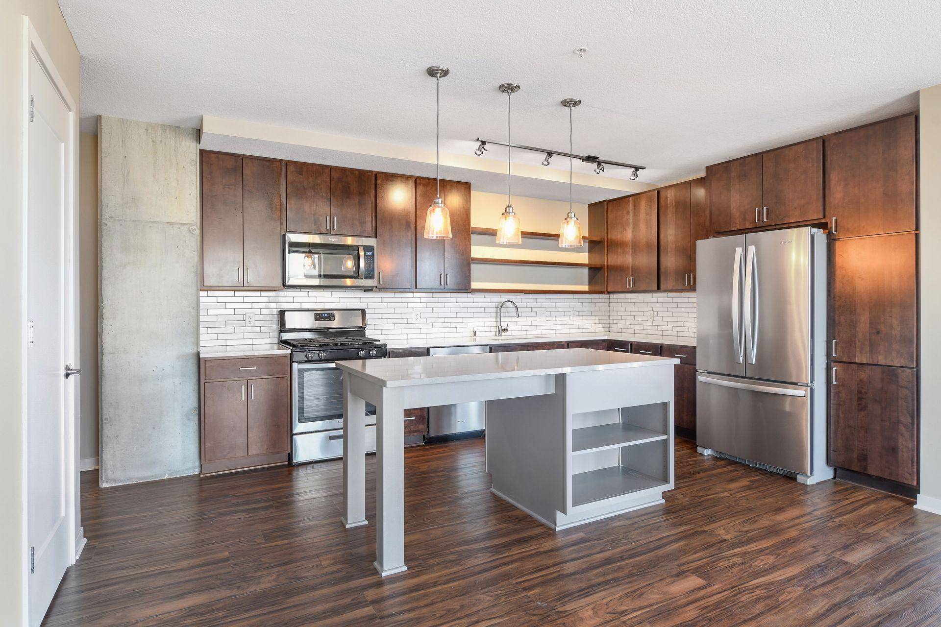 811 Washington AVE S #803, Minneapolis, MN 55415