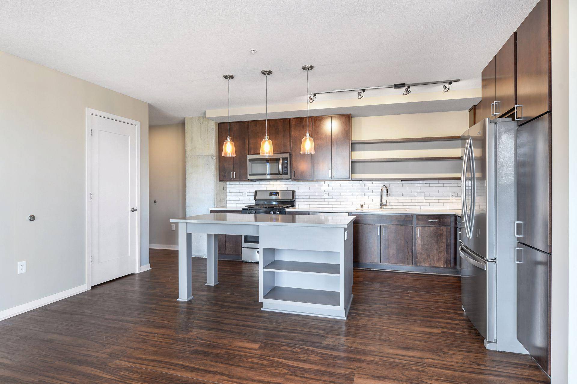 811 Washington AVE S #803, Minneapolis, MN 55415