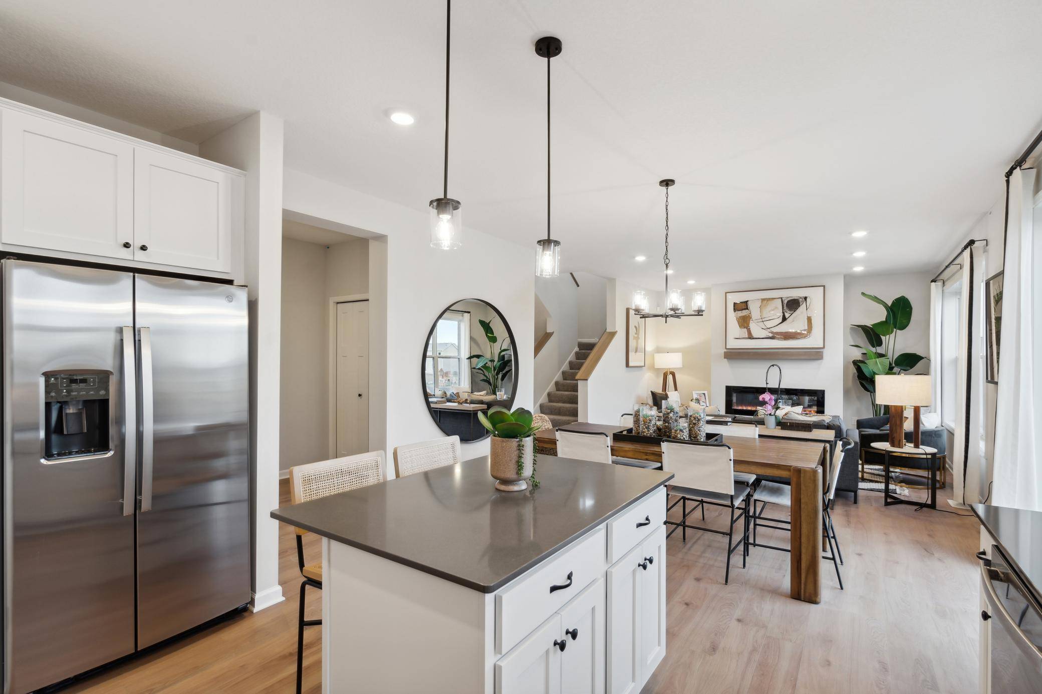 320 Watkins Glen CT, Chaska, MN 55318