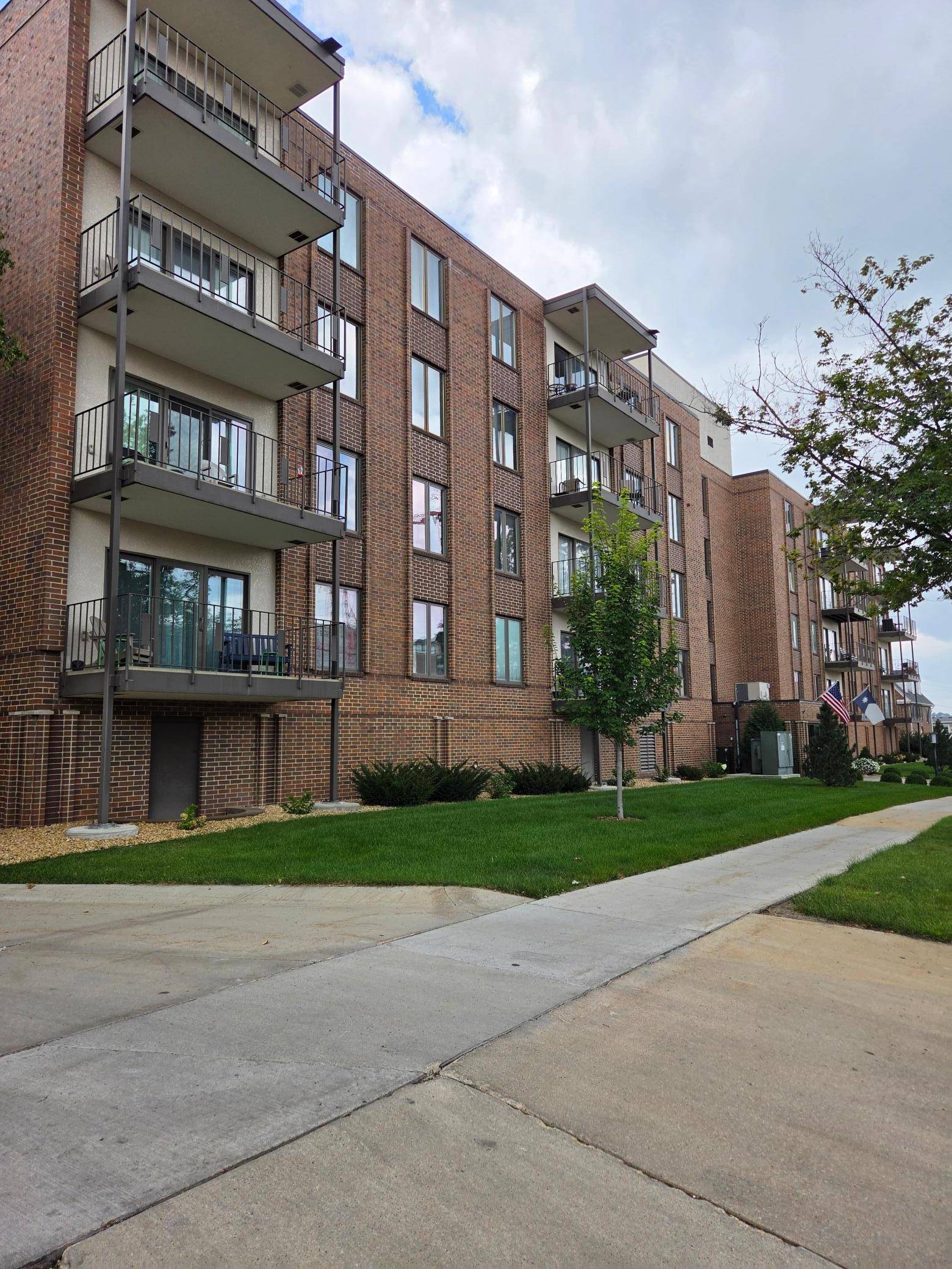 317 SW 6th AVE SW #209, Rochester, MN 55902