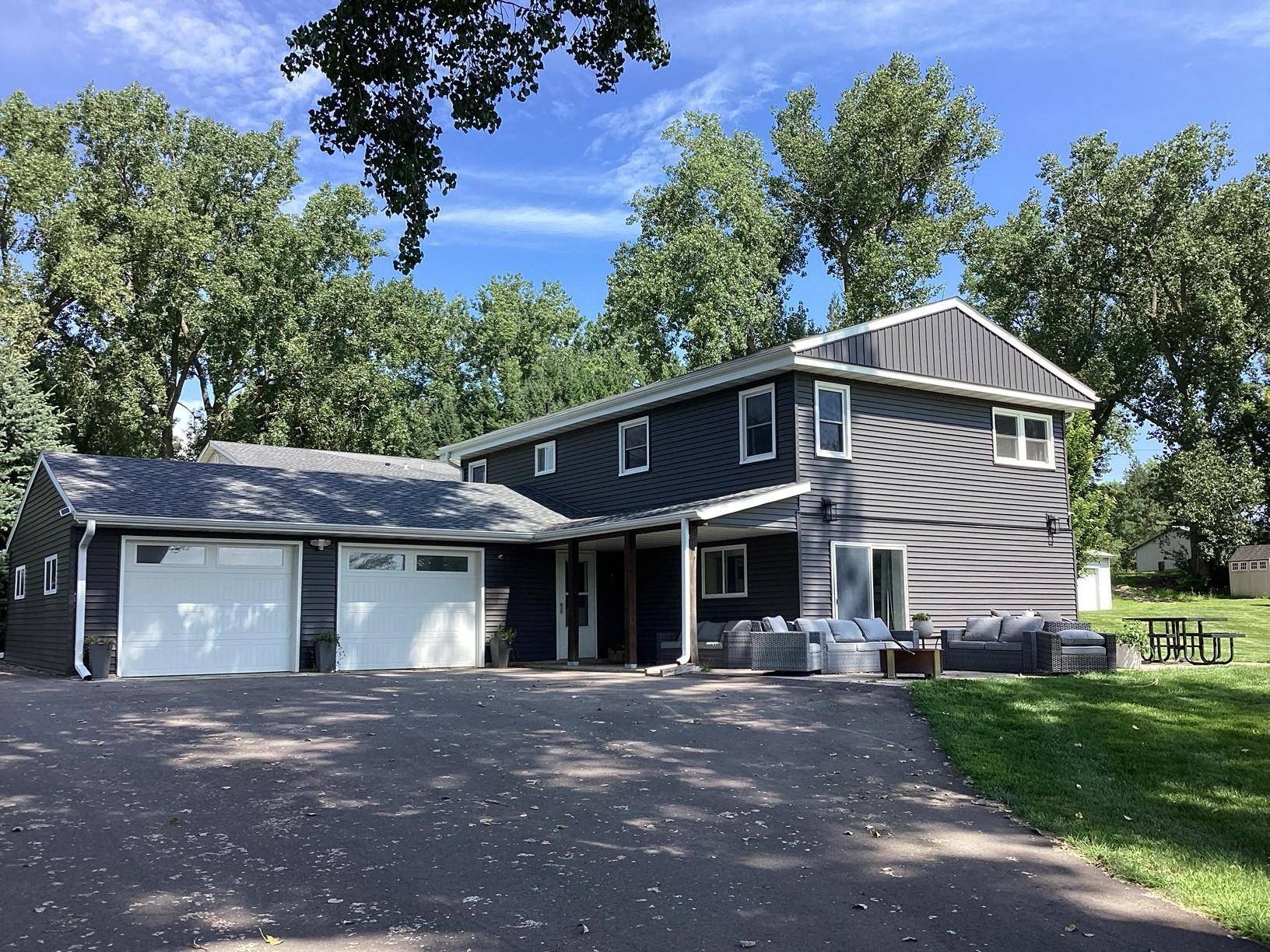 21950 733rd AVE, Albert Lea, MN 56007