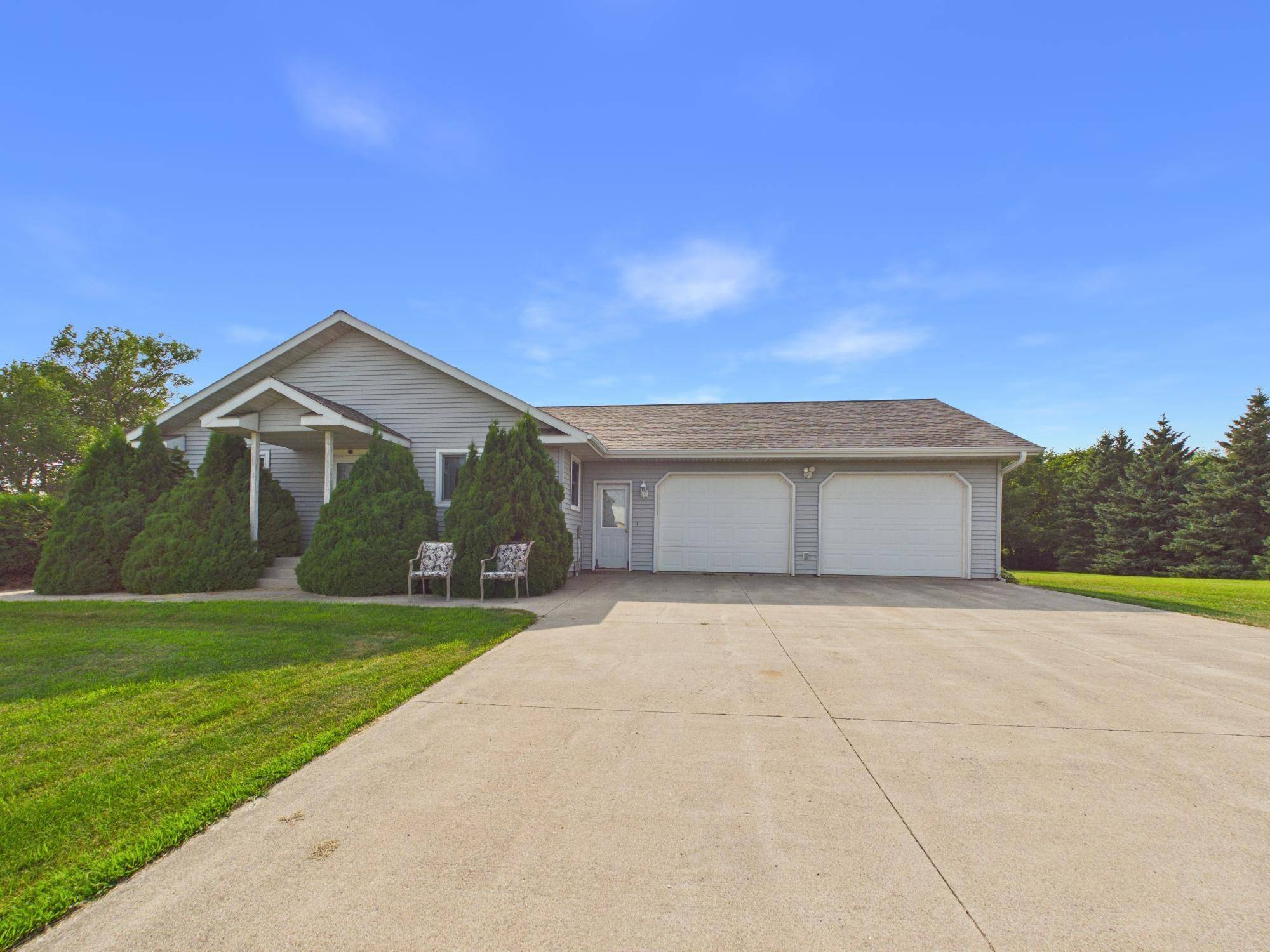 33826 County Road 18, Starbuck, MN 56381