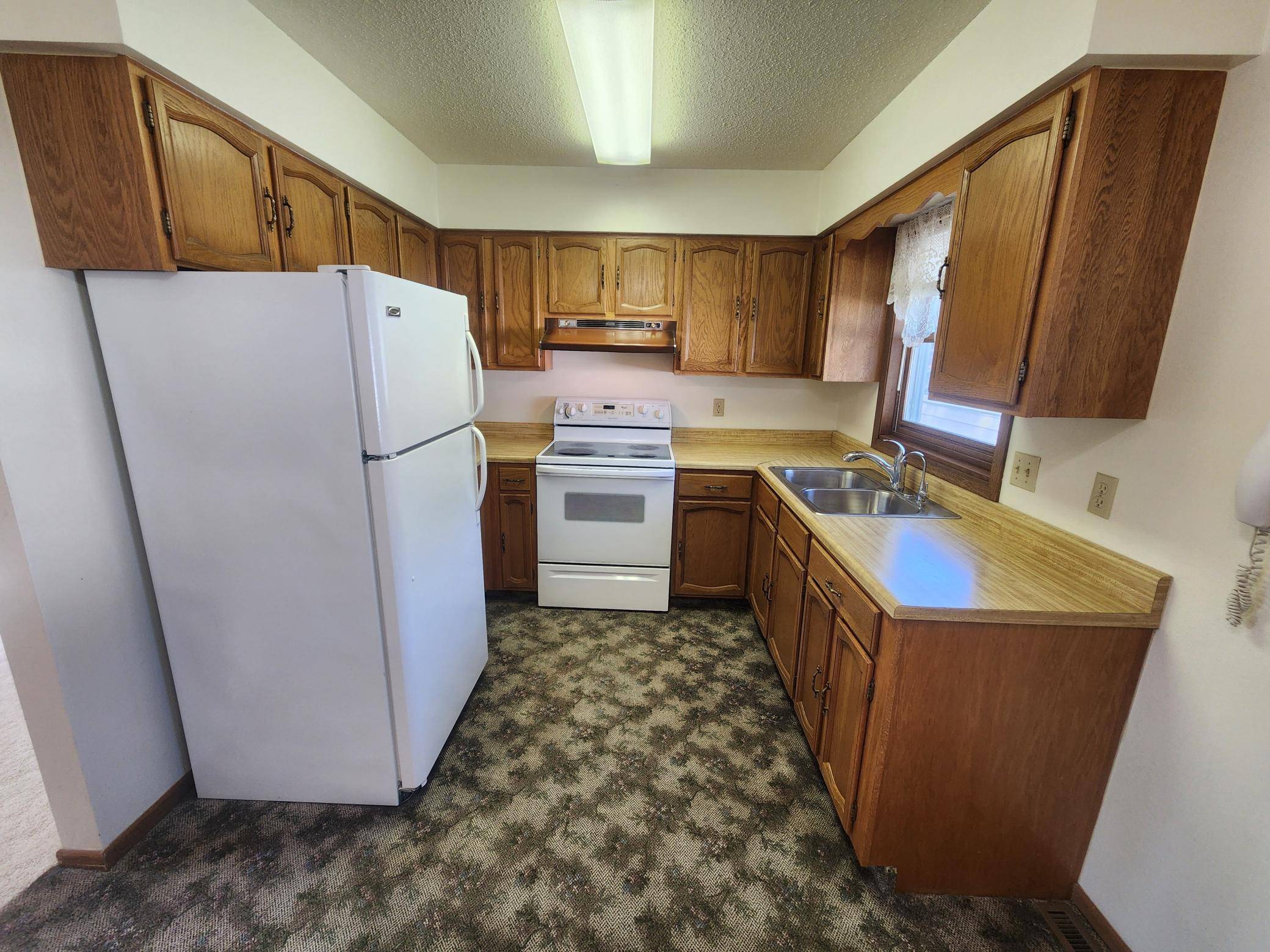 408 N Everett ST #1, Le Roy, MN 55951