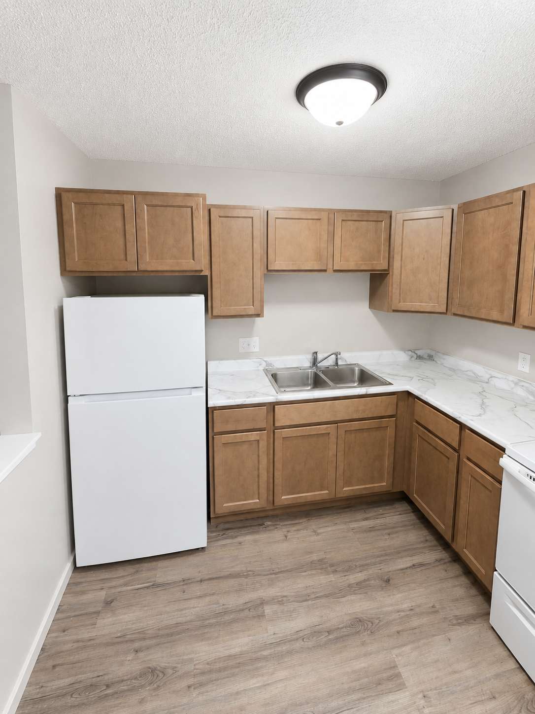 215 Linden AVE W #200, Winsted, MN 55395