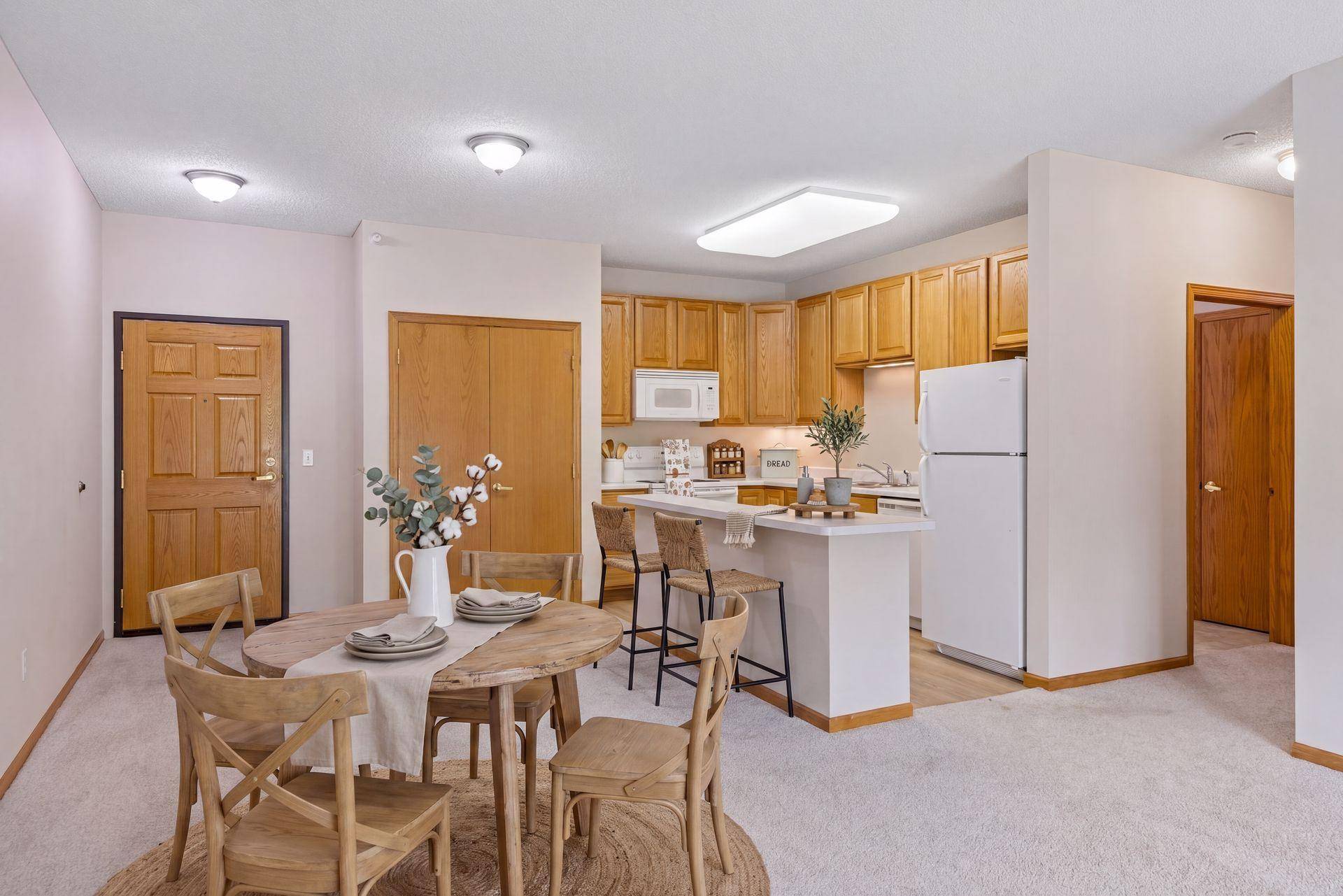 4824 E 53rd ST #307, Minneapolis, MN 55417