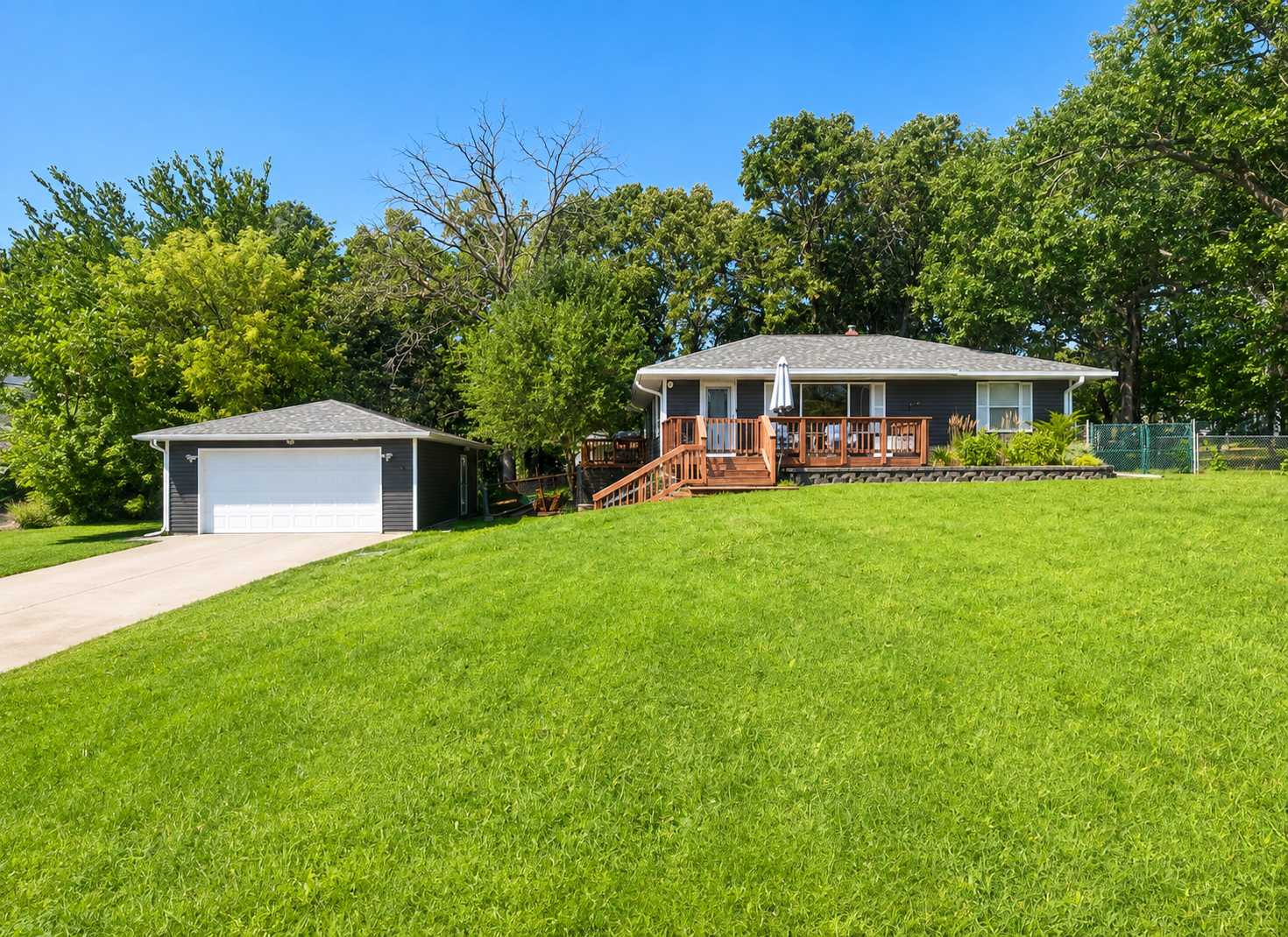 731 123rd AVE NW, Coon Rapids, MN 55448