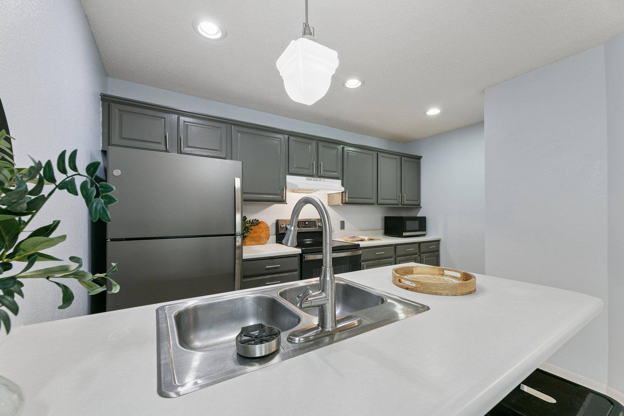 108 Morningside DR NE, Hutchinson, MN 55350