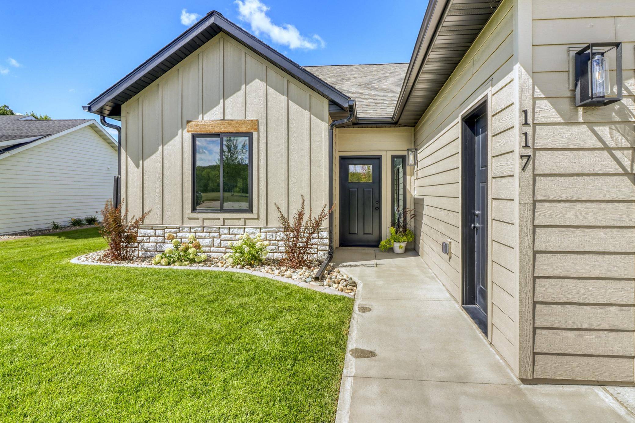 117 Altavista DR, Detroit Lakes, MN 56501