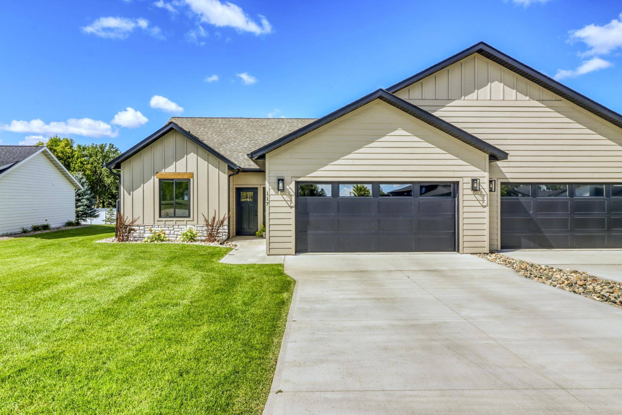 117 Altavista DR, Detroit Lakes, MN 56501