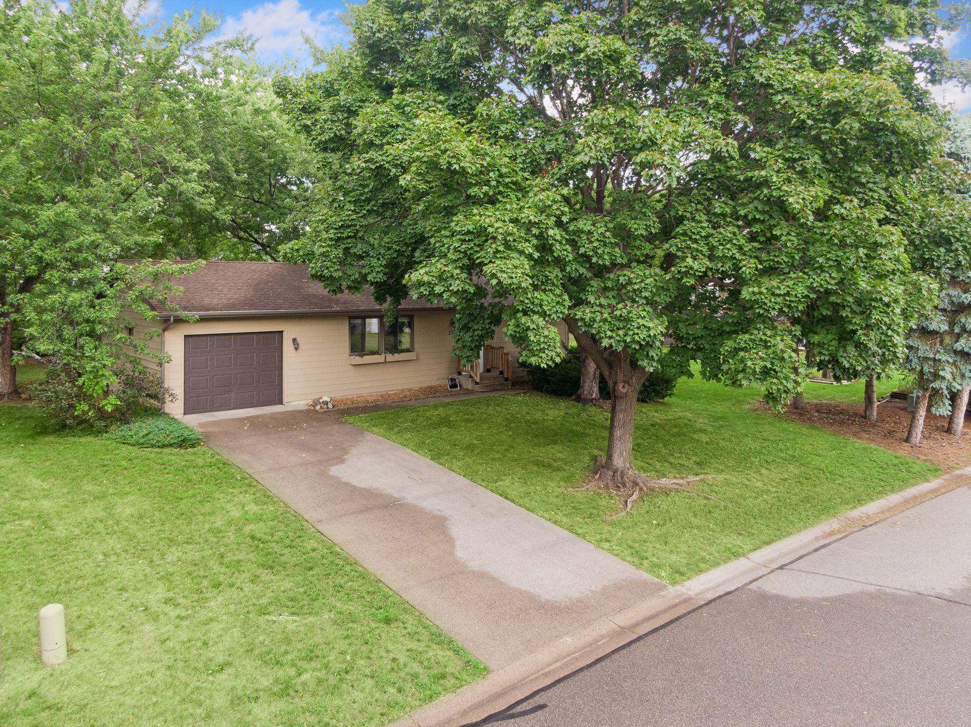 235 Crocus LN, Monticello, MN 55362