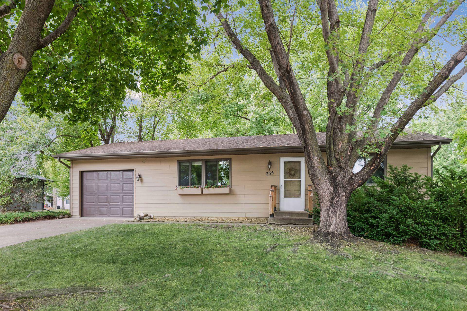 235 Crocus LN, Monticello, MN 55362