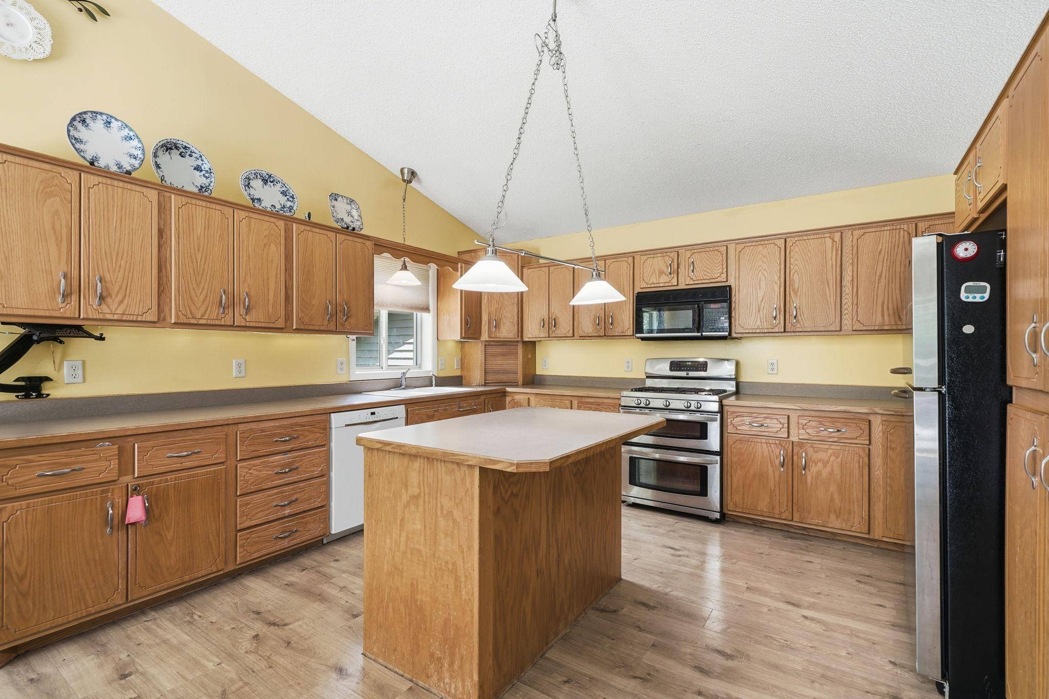15121 319th AVE NW, Princeton, MN 55371