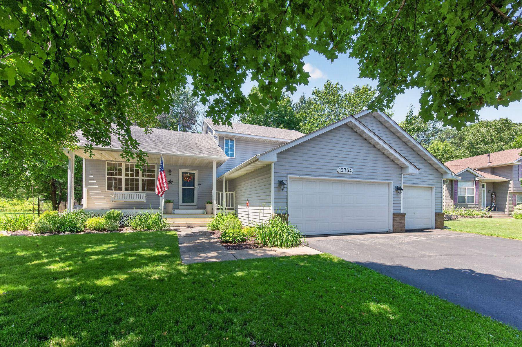 12754 Independence AVE, Savage, MN 55378