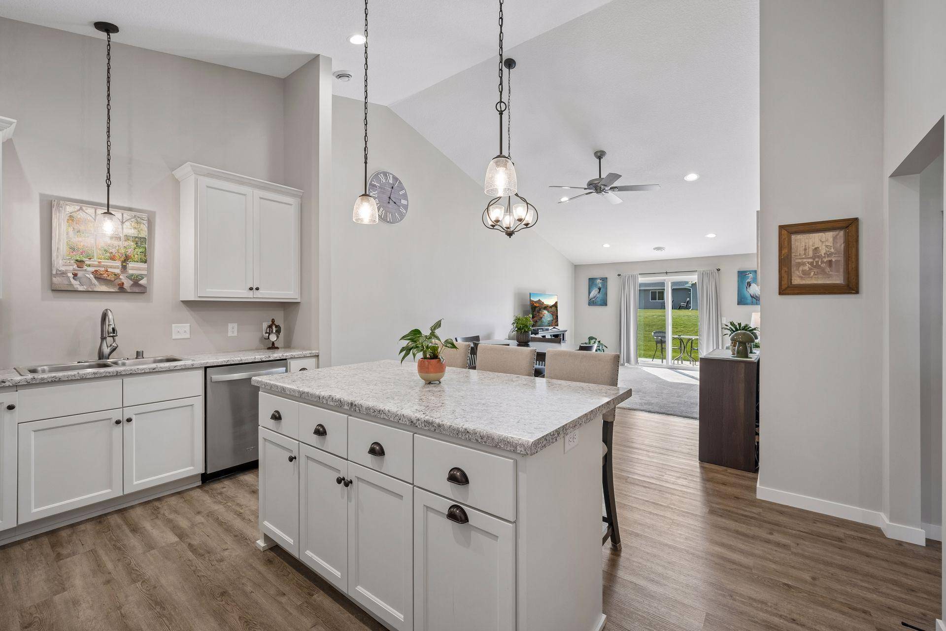 323 Geneva LN, Maple Lake, MN 55358